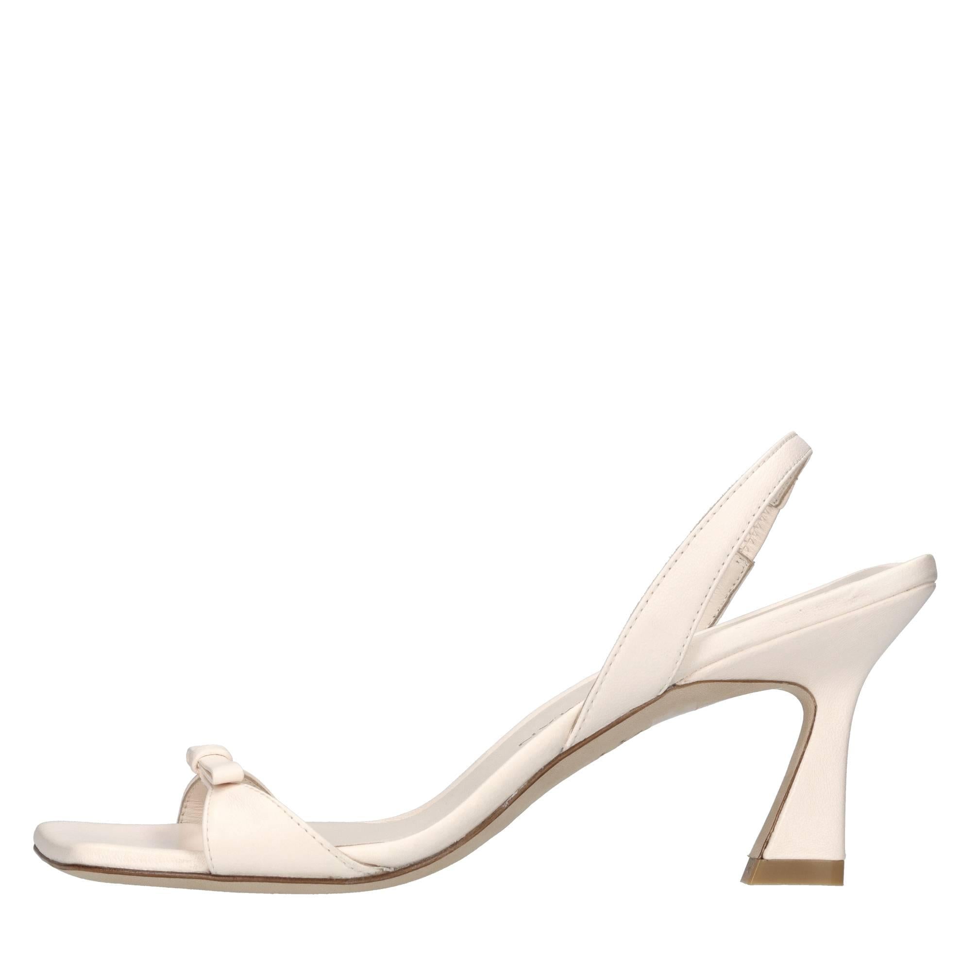Sandali in pelle 