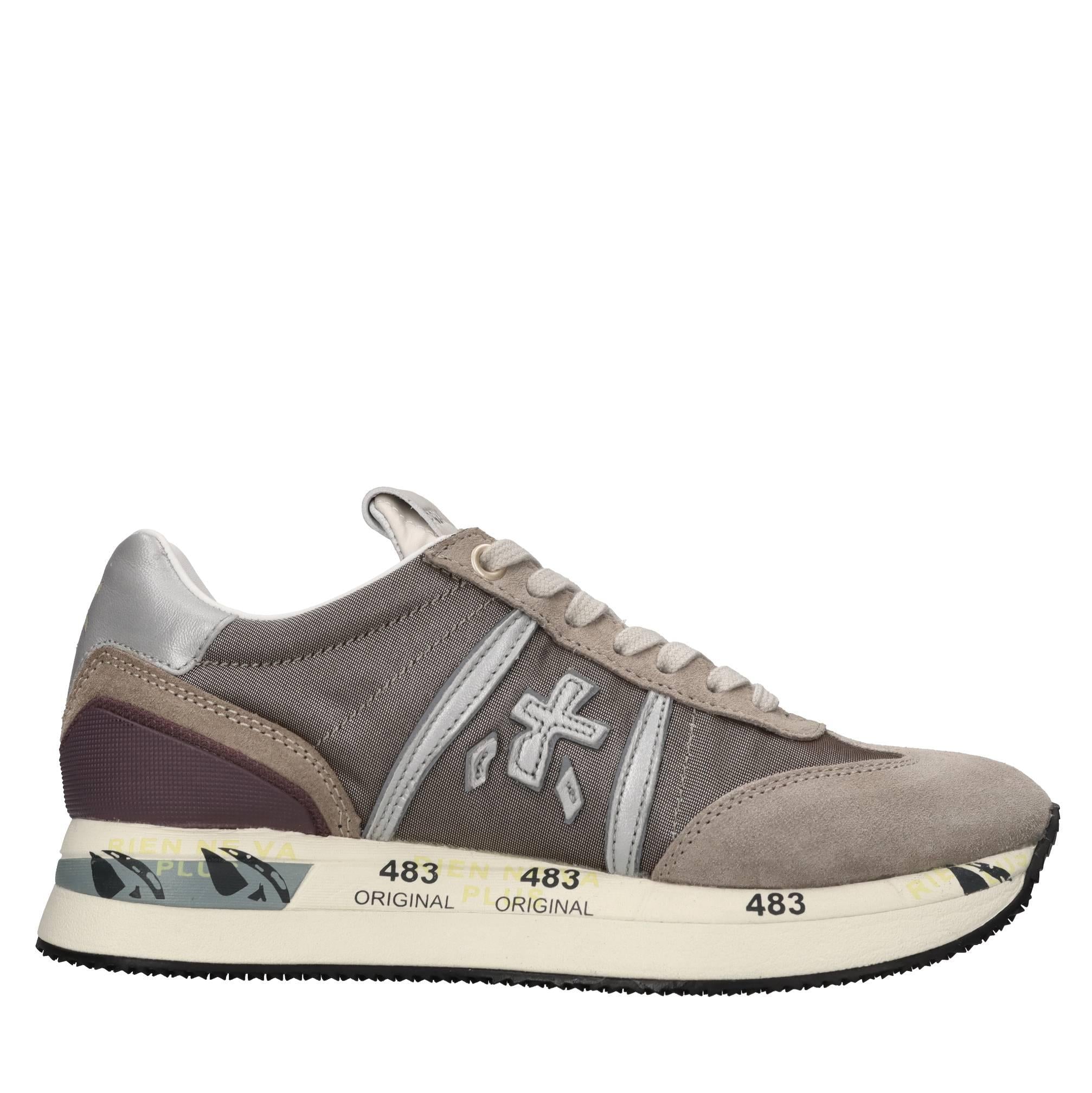 Sneakers in camoscio ecopelle e tessuto 