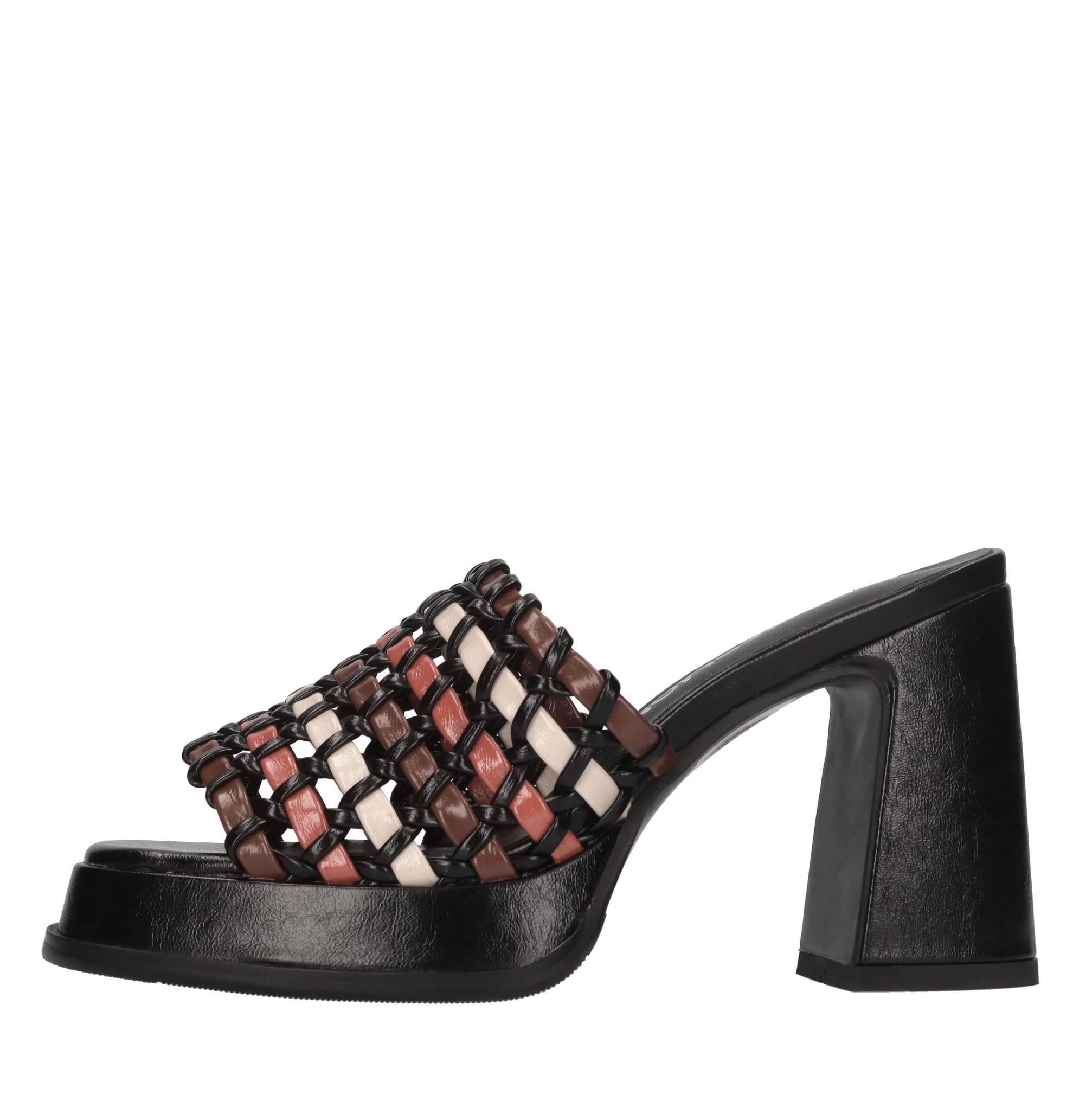 Mules in ecopelle 