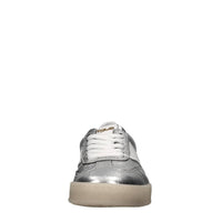 Sneakers in pelle 