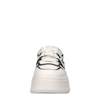 Sneakers in pelle 