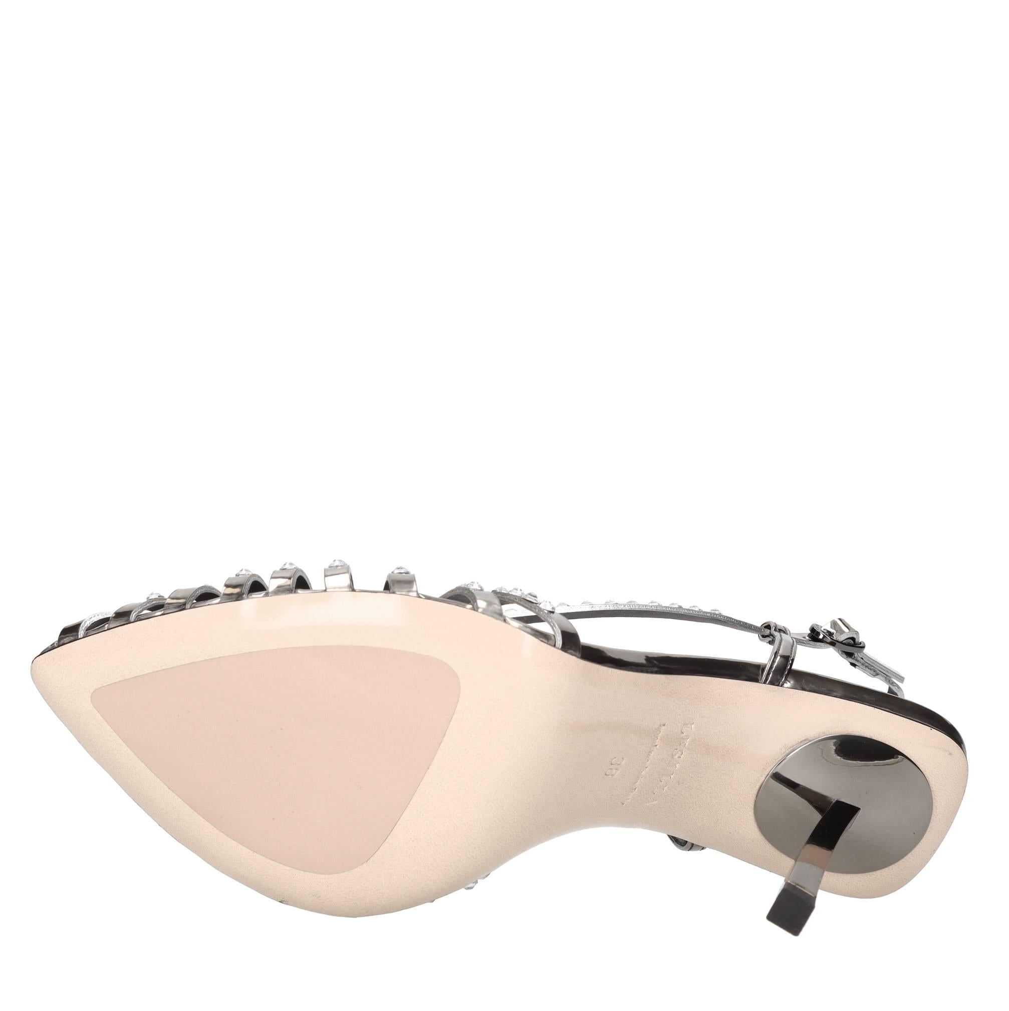 Décolleté Slingback modello CAGE PINS in ecopelle e strass 