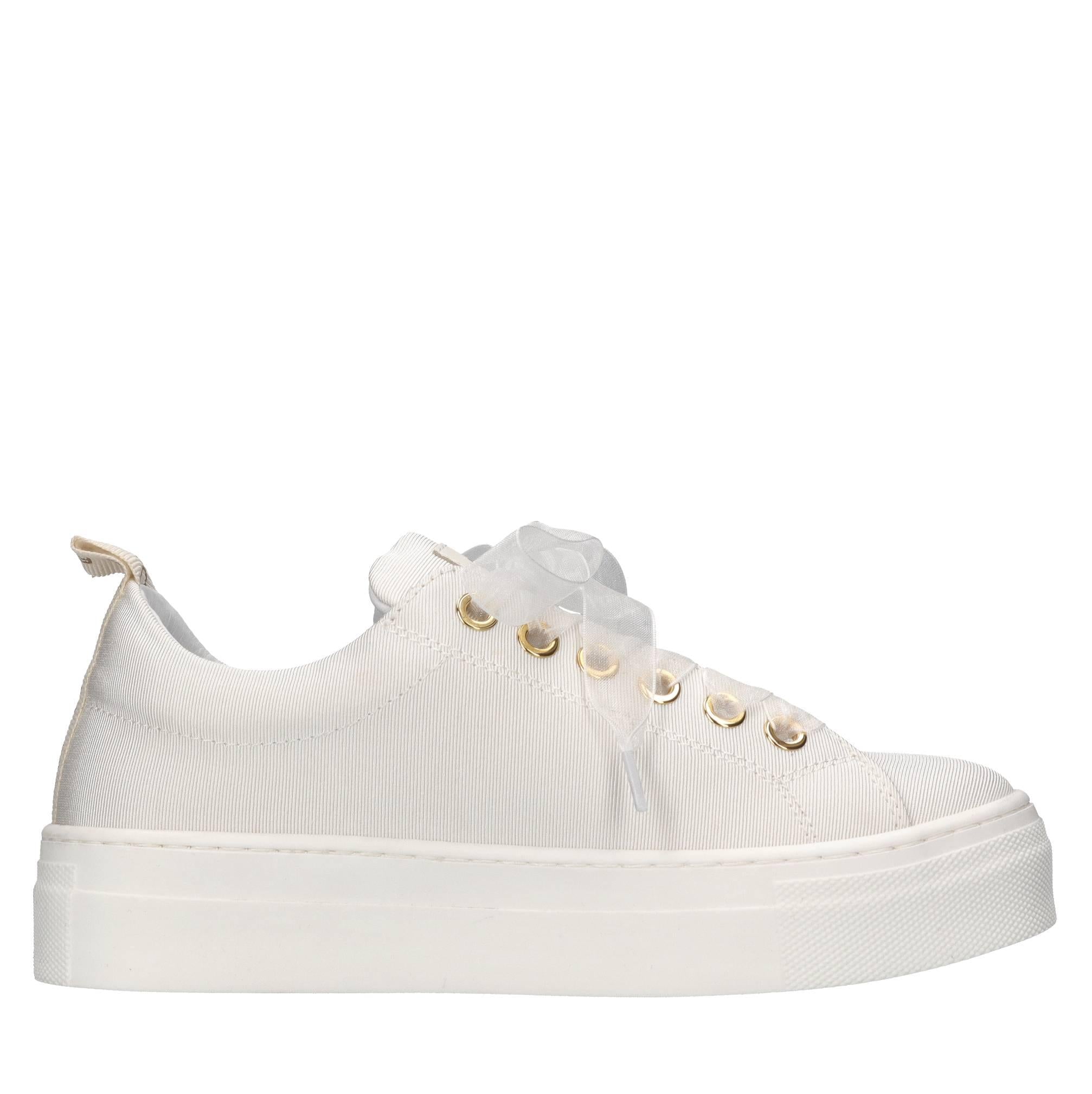 Sneakers in tessuto 