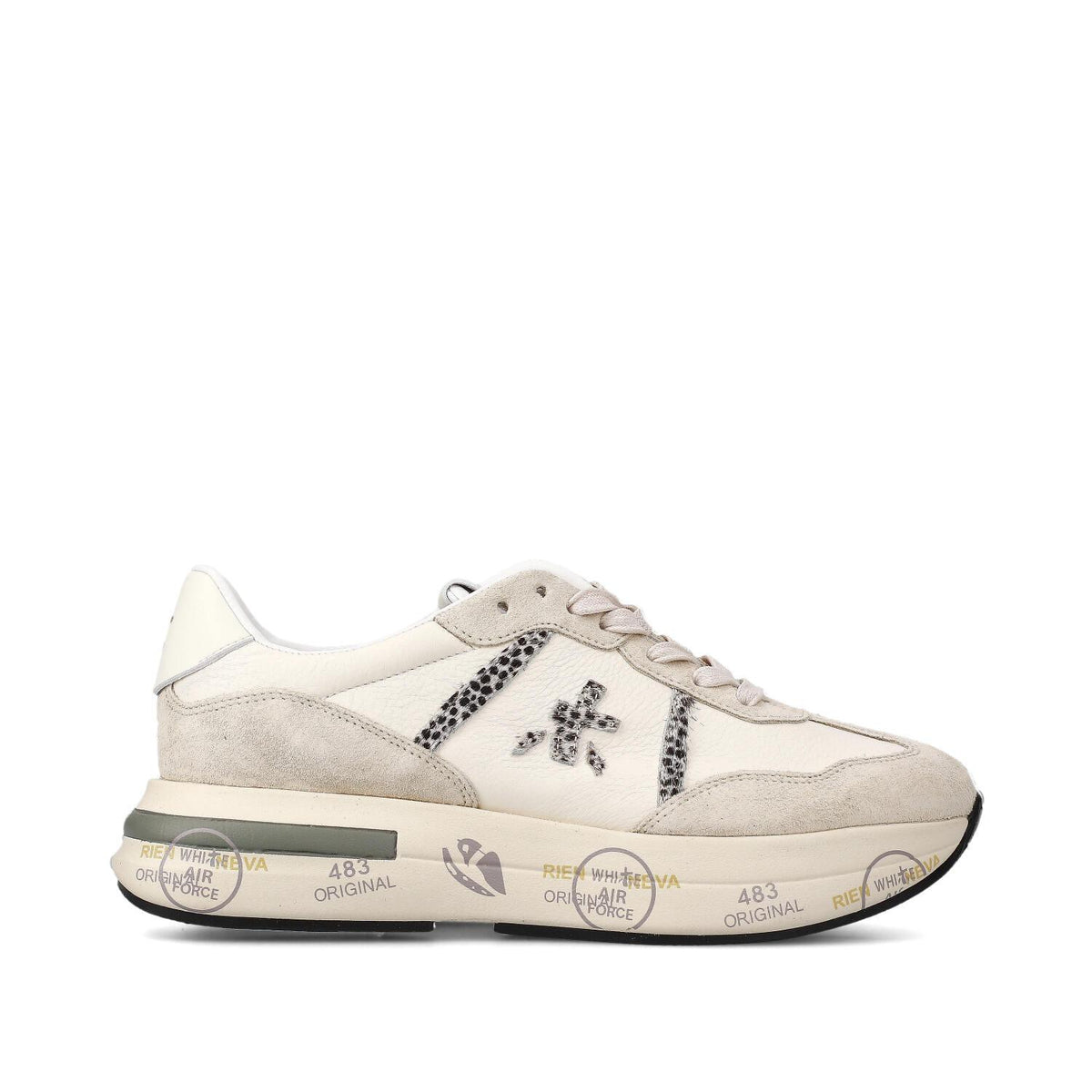 Sneakers Cassie Var 7682 in pelle, ecopelle e tessuto 