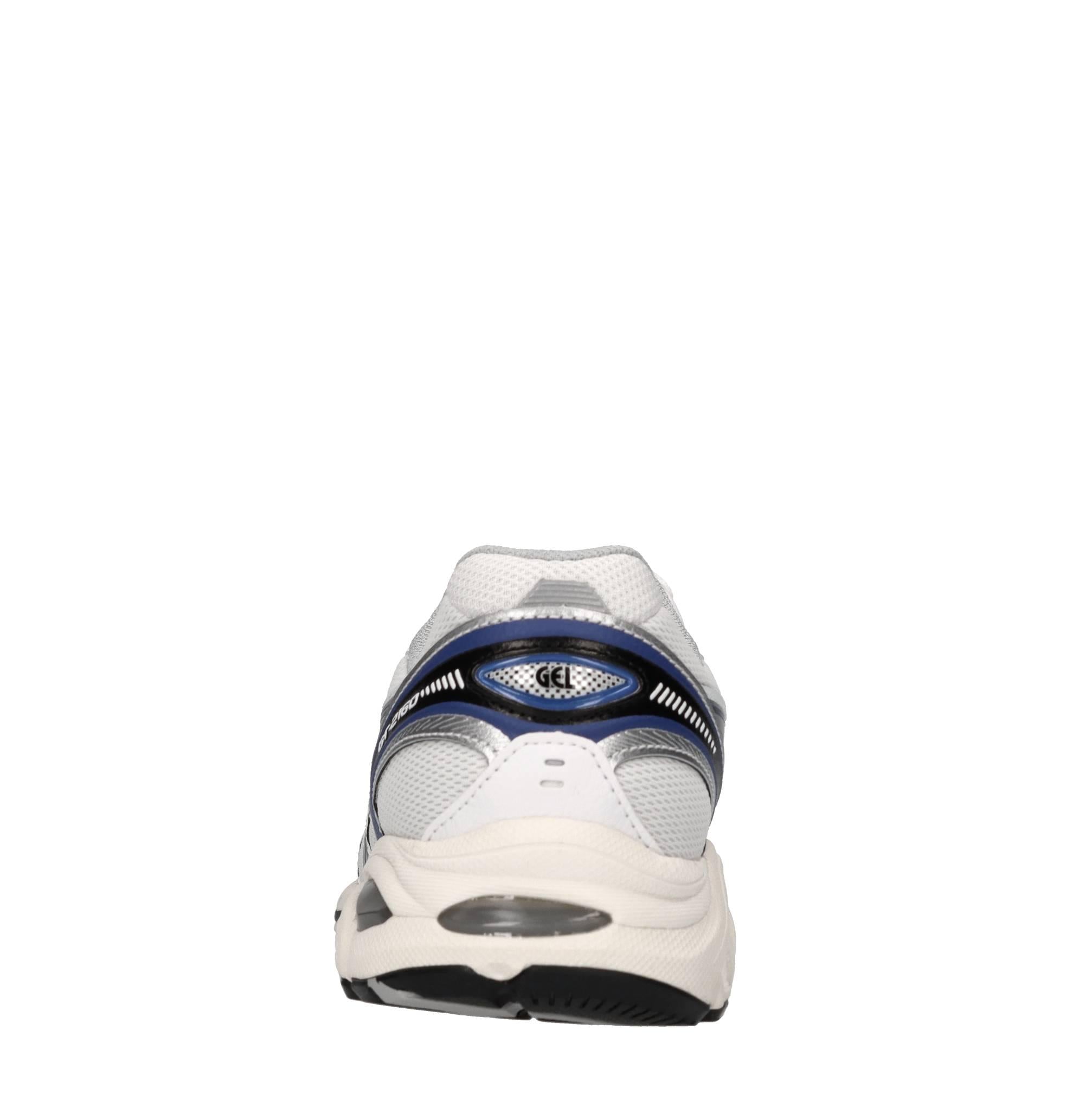 Sneakers in ecopelle e tessuto 