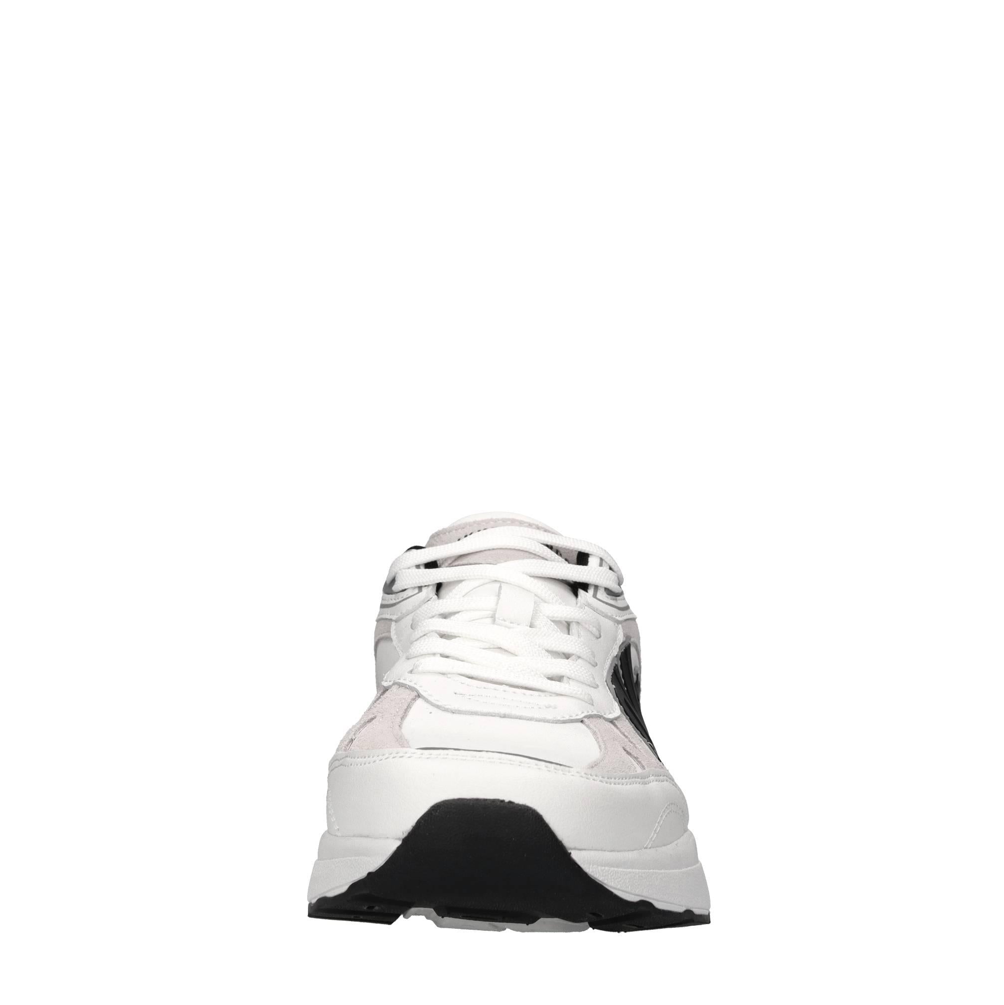 Sneakers in pelle,ecopelle e tessuto 