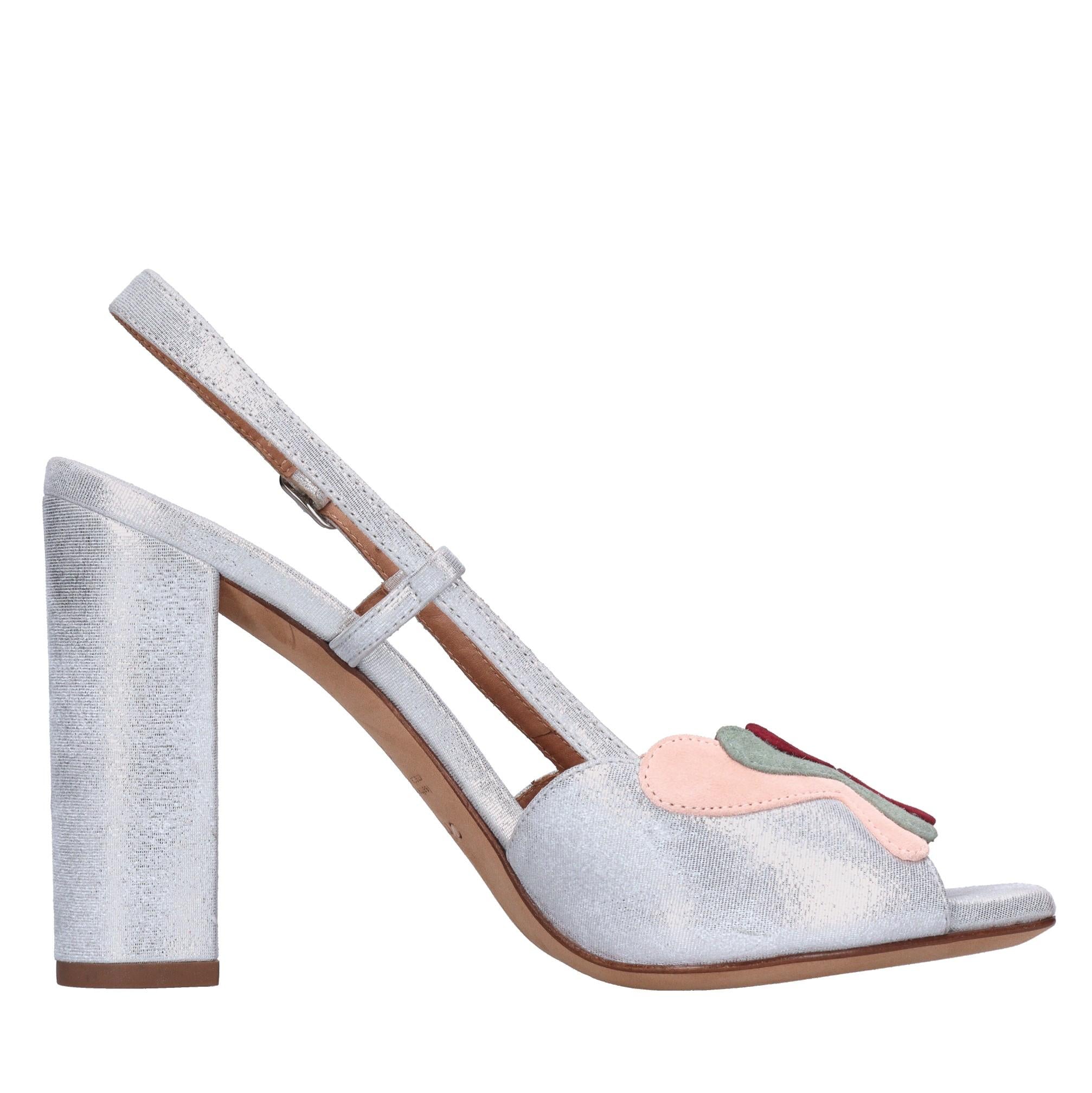 Sandali in pelle 