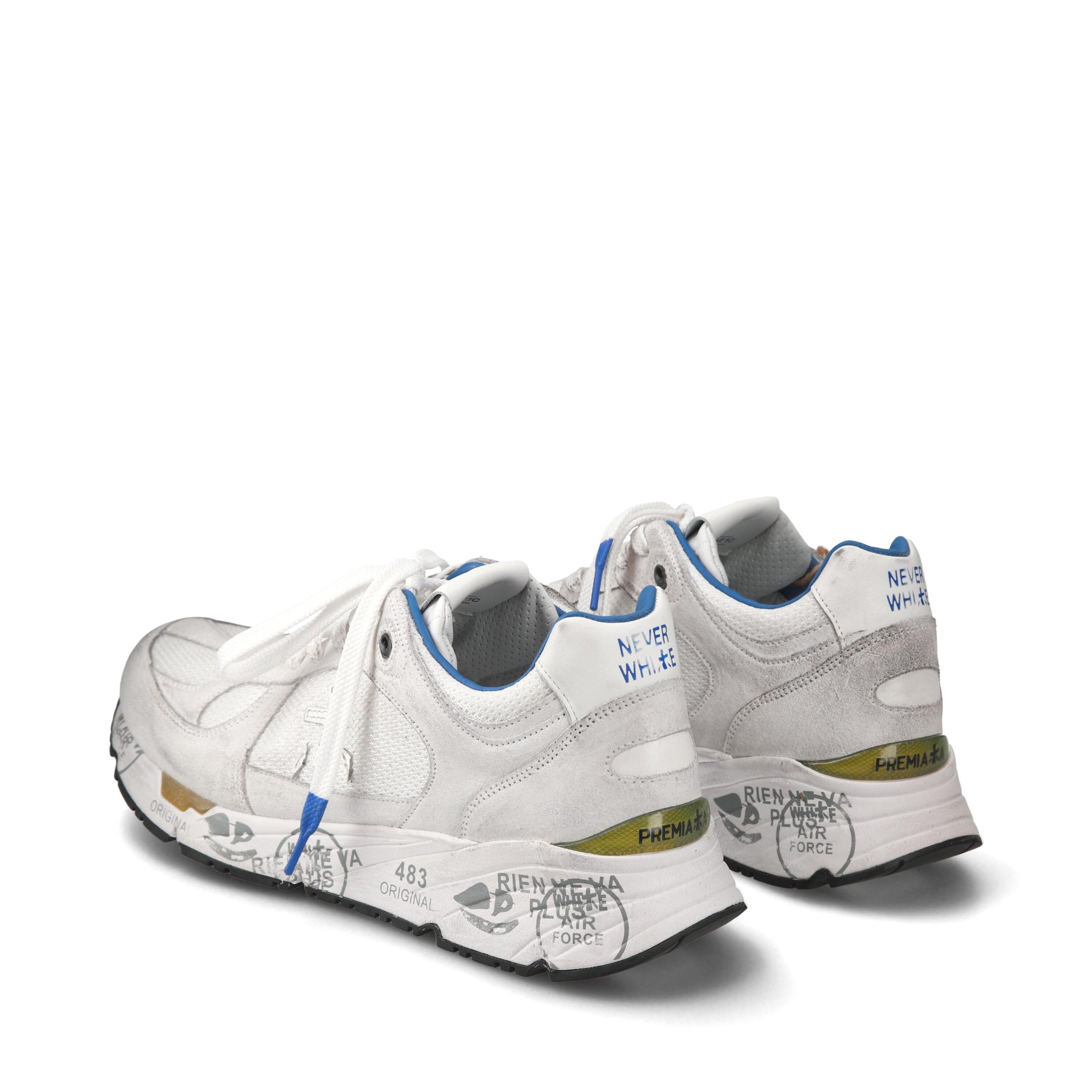 Sneakers in pelle scamosciata e tessuto 