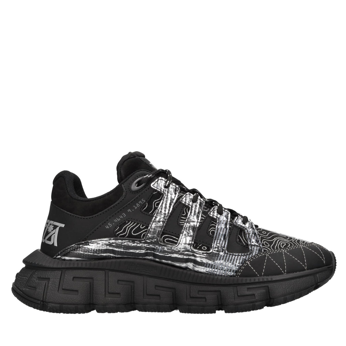 Sneakers in pelle e tessuto 