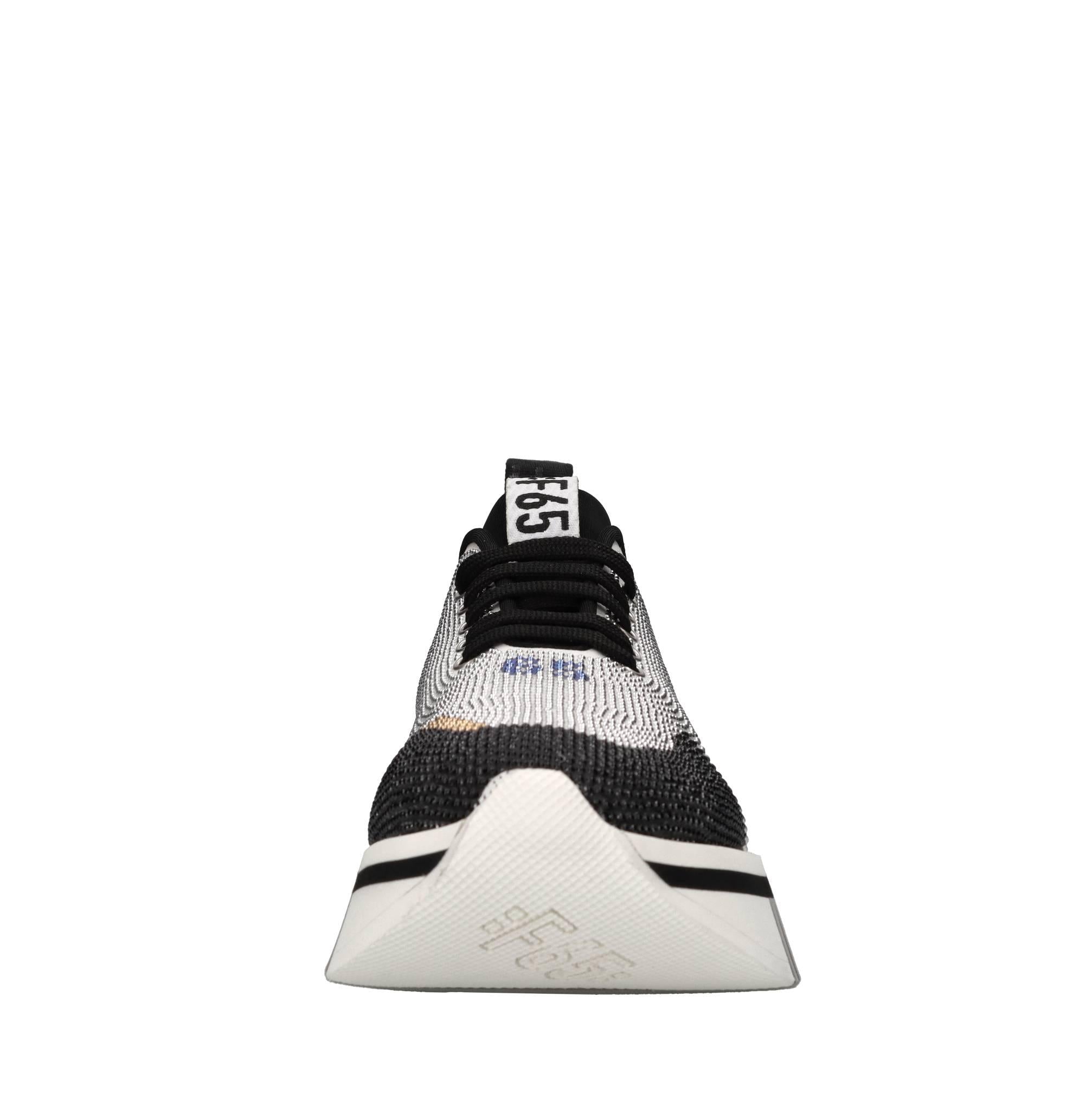 Sneakers in tessuto e strass 