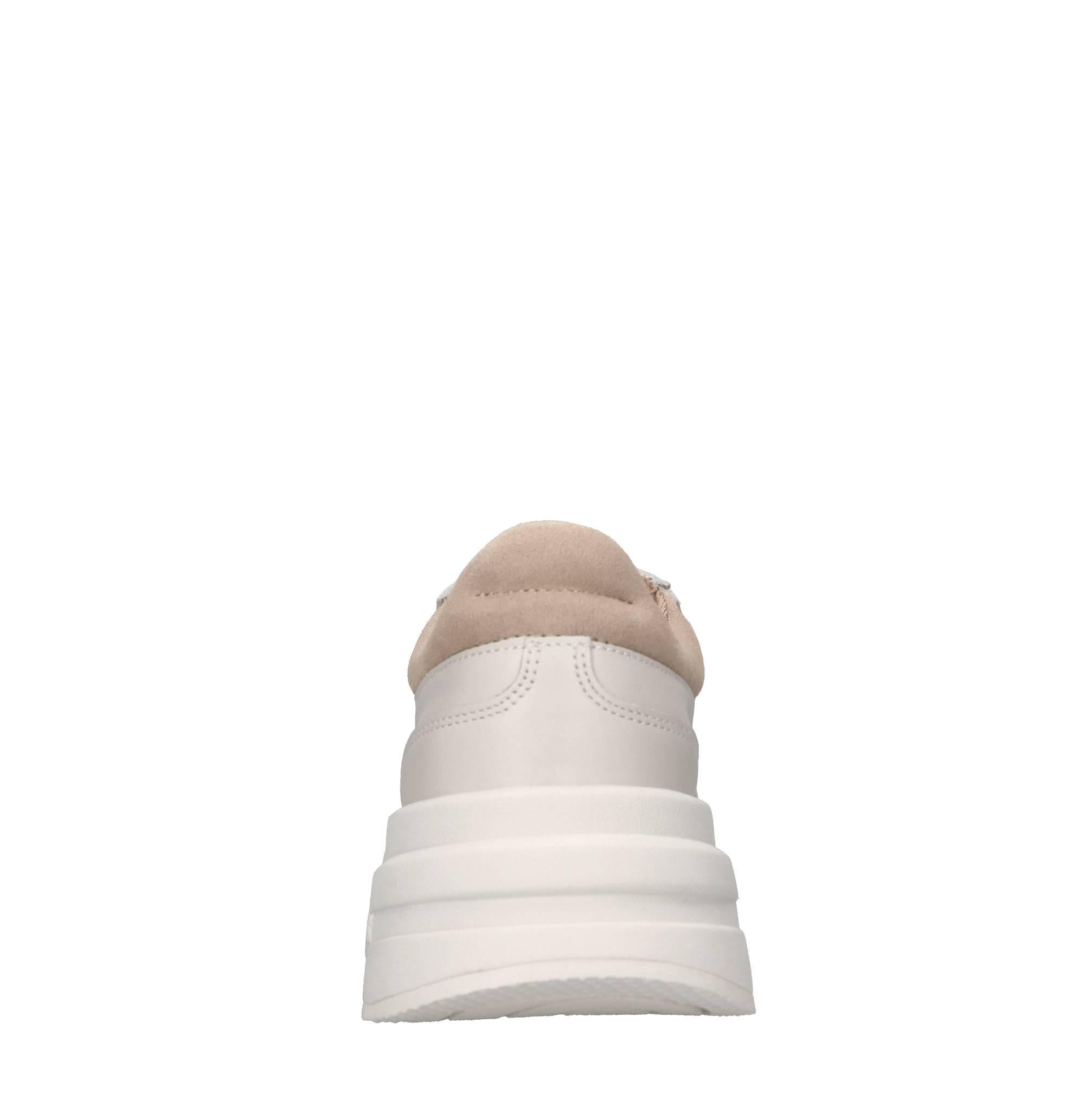 Sneakers in pelle 