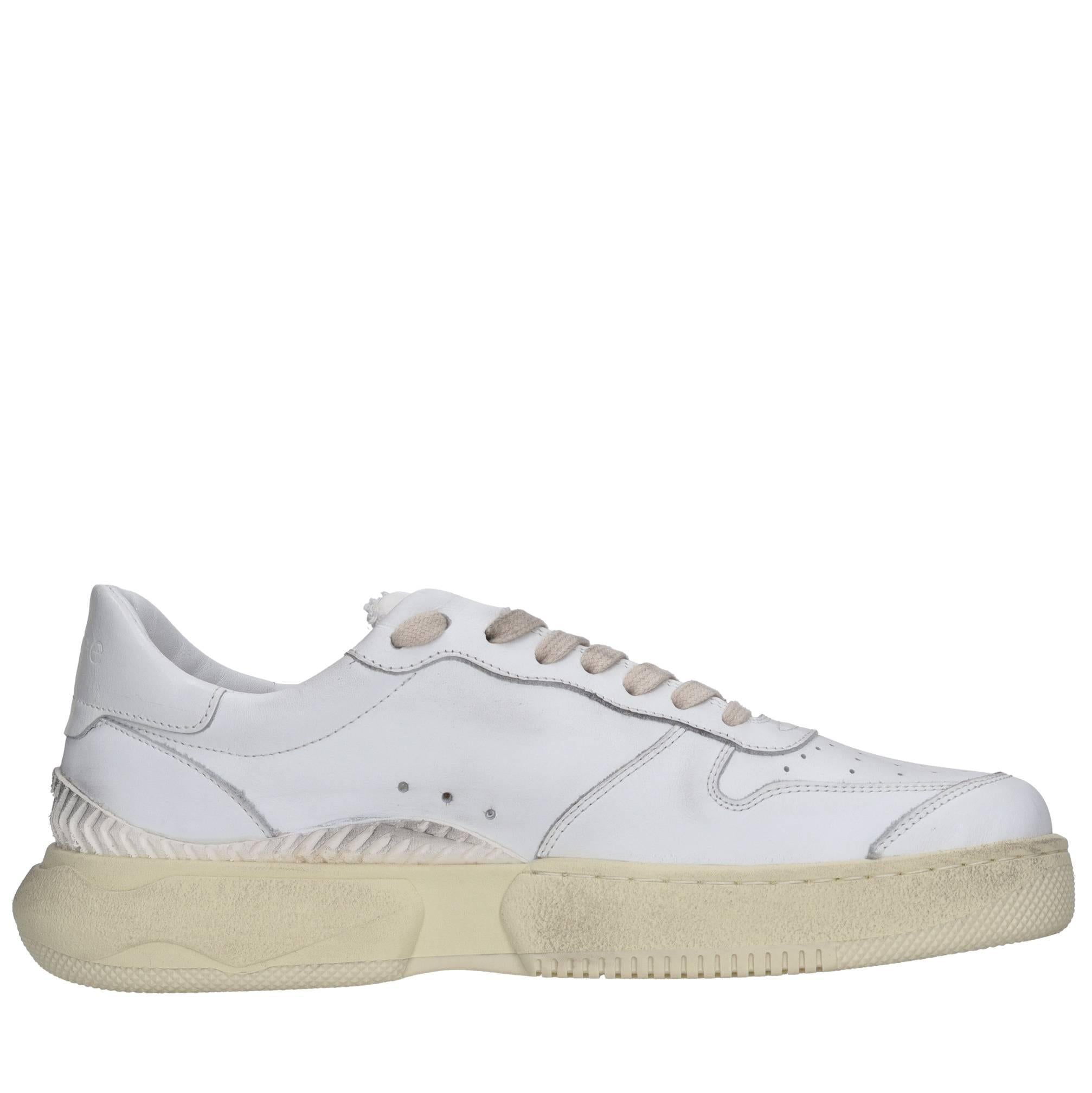 Sneakers in pelle 