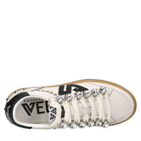 Sneakers in pelle,borchie e strass 