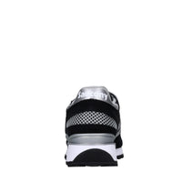 Sneakers in camoscio e tessuto 