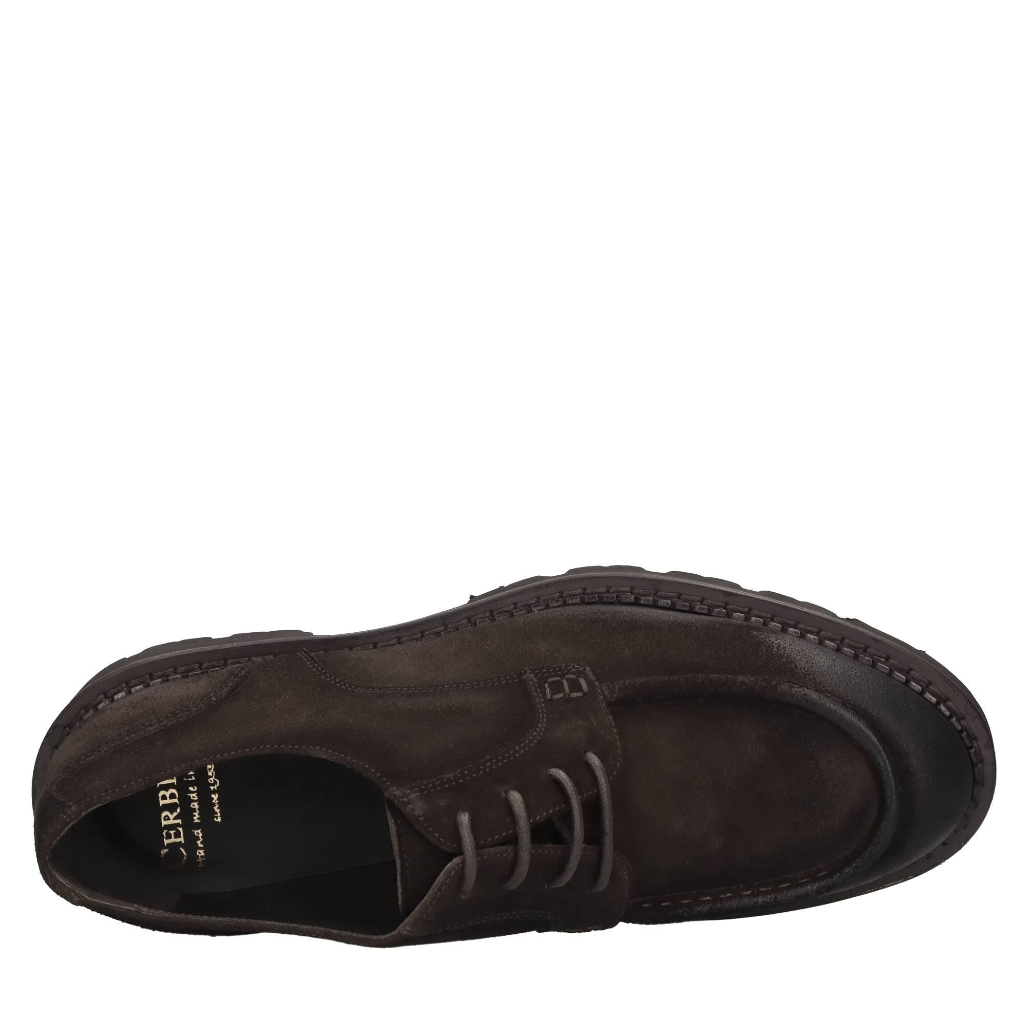 Stringate in pelle scamosciata 