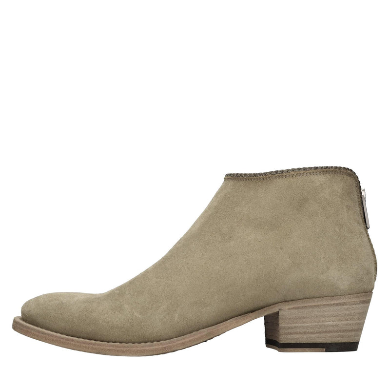 Stivaletto in camoscio 