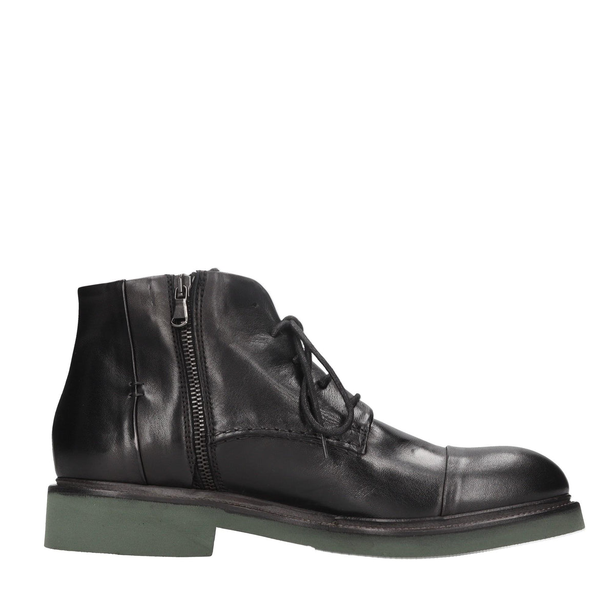 Polacchine in pelle modello 36526/42 in pelle 