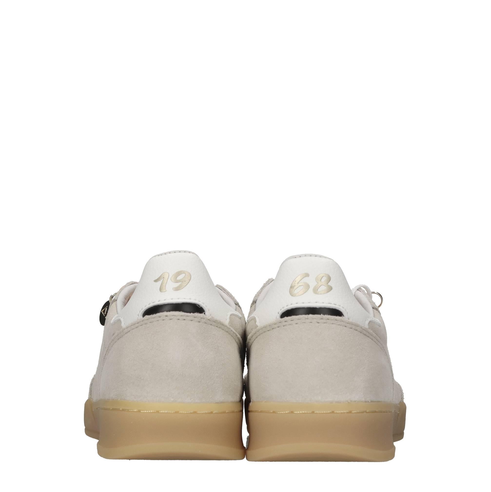 Sneakers in camoscio ed ecopelle 