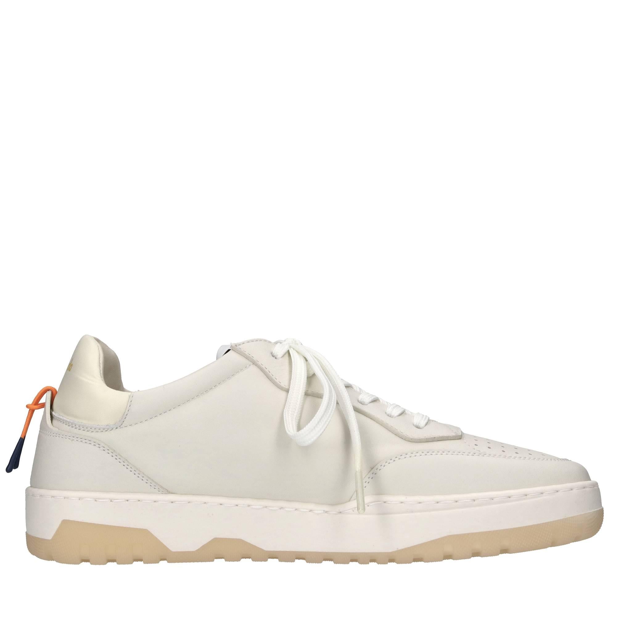 Sneakers in pelle 