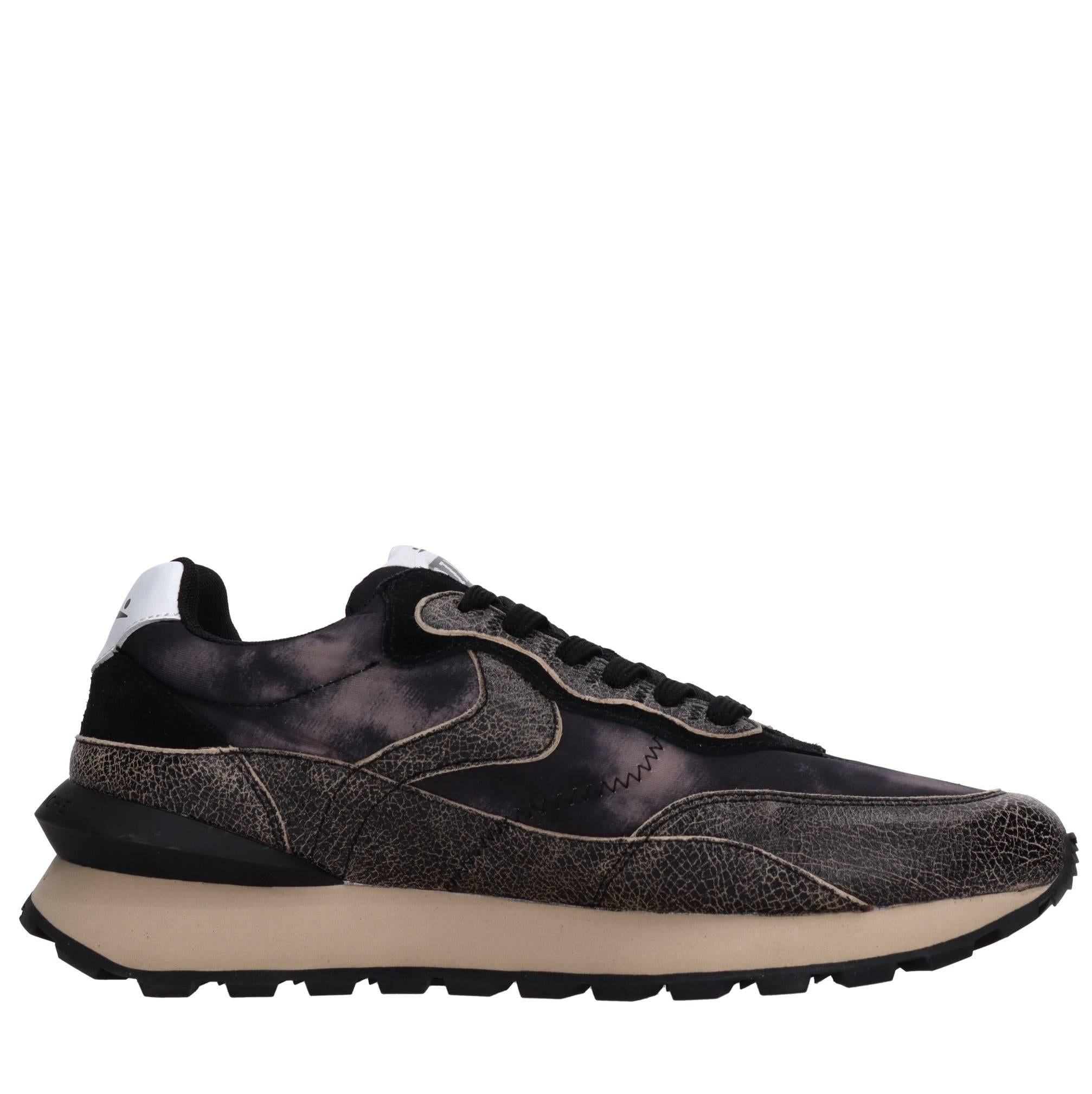 Sneakers in camoscio pelle e tessuto 