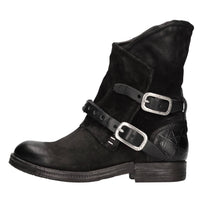 Stivaletti in pelle e camoscio 