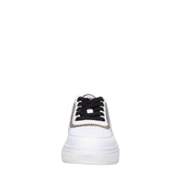 Sneakers in pelle 