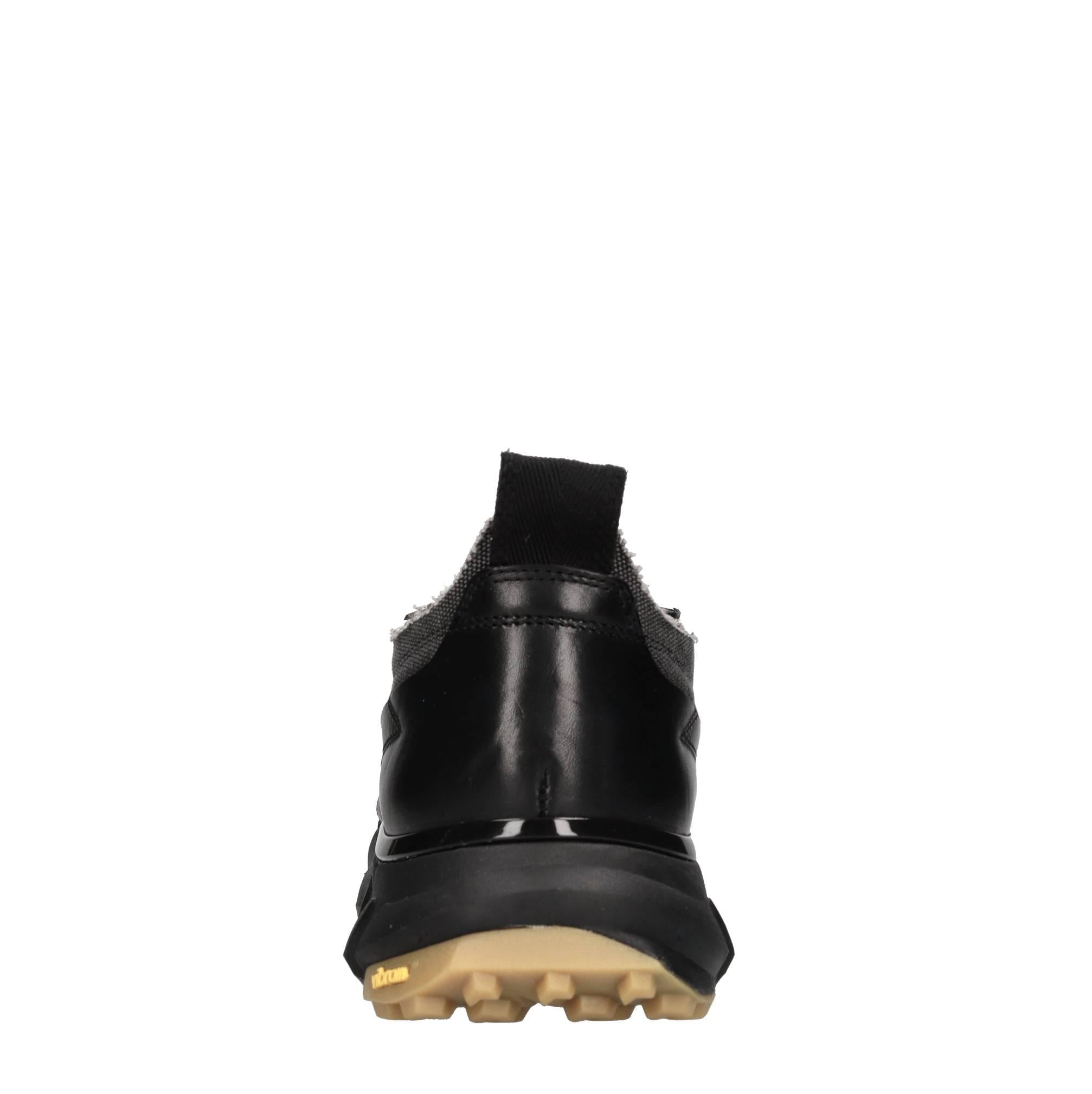Sneakers in pelle e tessuto 