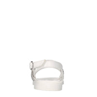 Sandali in ecopelle e strass 