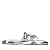 Sandali flat in pelle ed ecopelle 