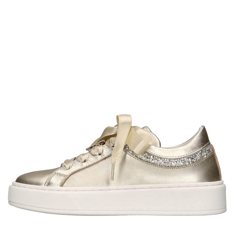 Sneakers in pelle 