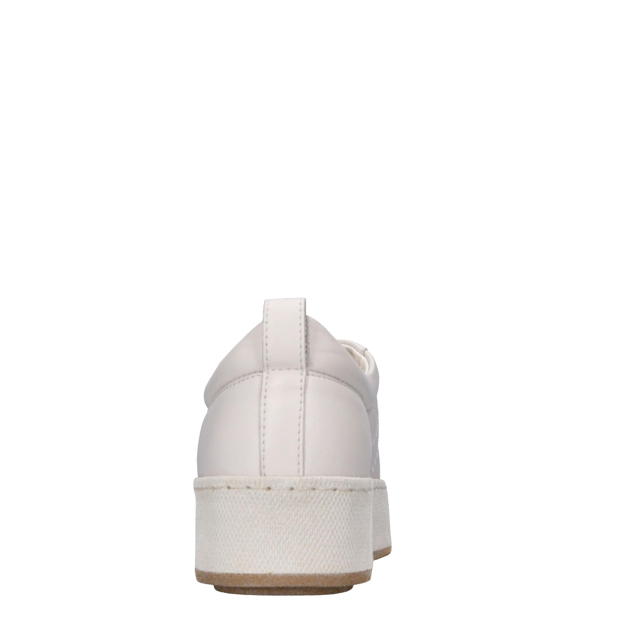Sneakers in pelle e tessuto 
