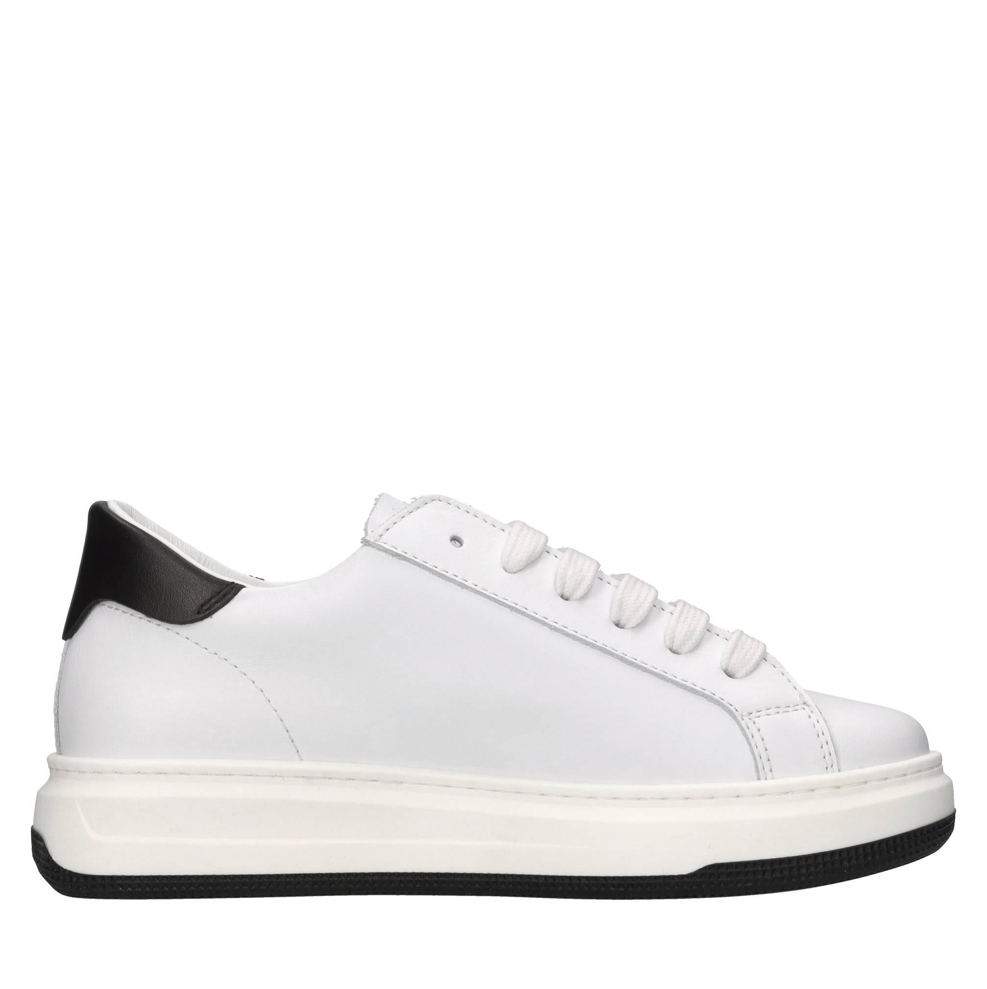 Sneakers in pelle 