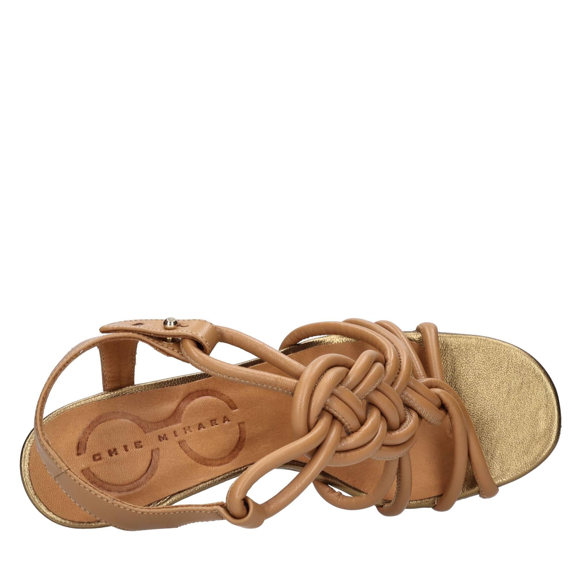 Sandali modello BANE46 in pelle 