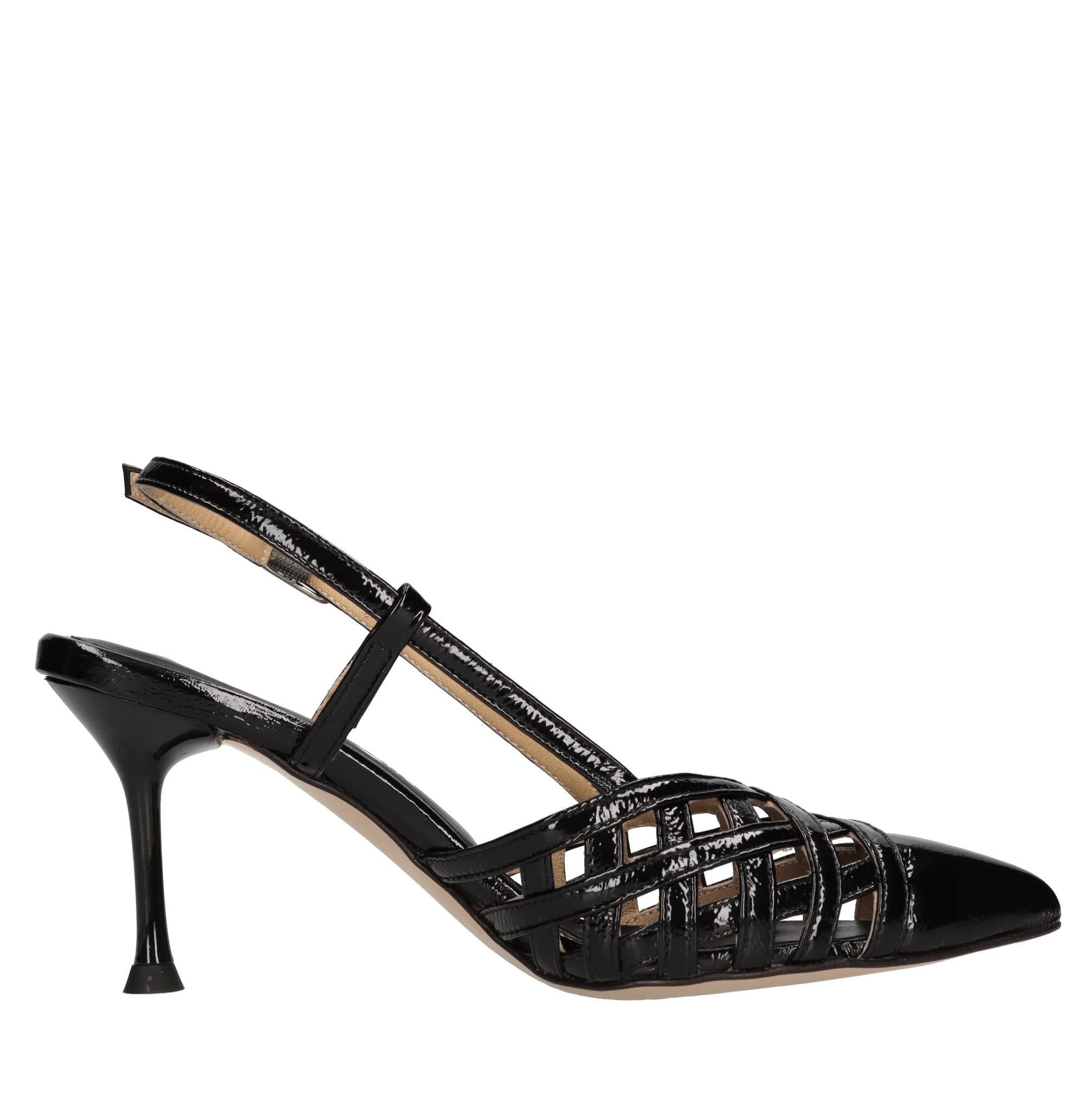 Décolleté slingback in vernice 