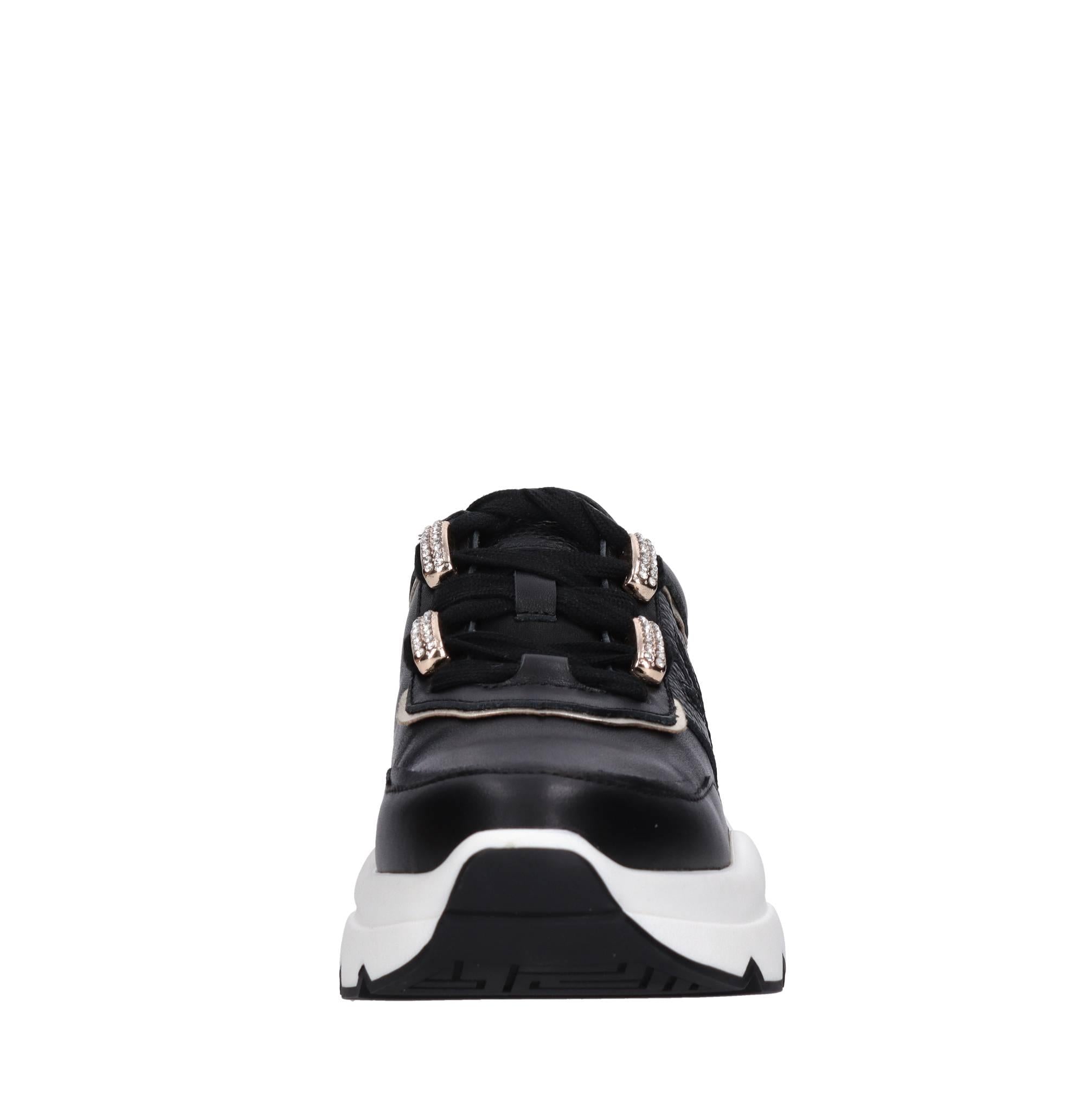 Sneakers in pelle 