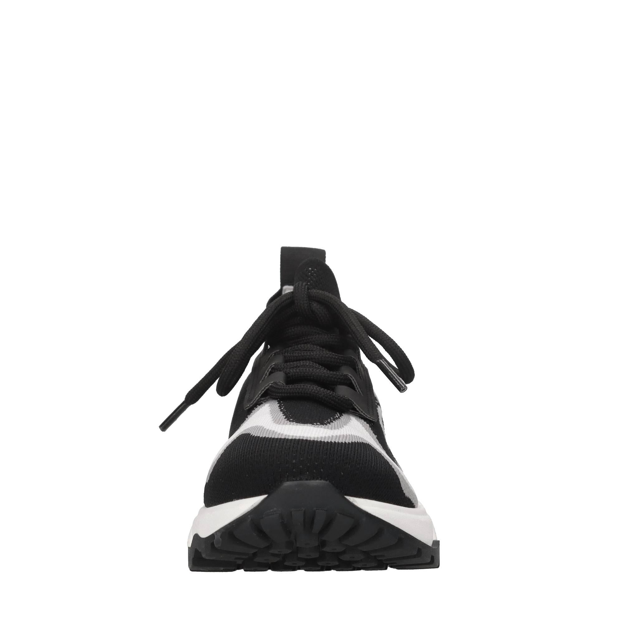 Sneakers in tessuto ed ecopelle 
