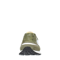 Sneakers in camoscio e tessuto 