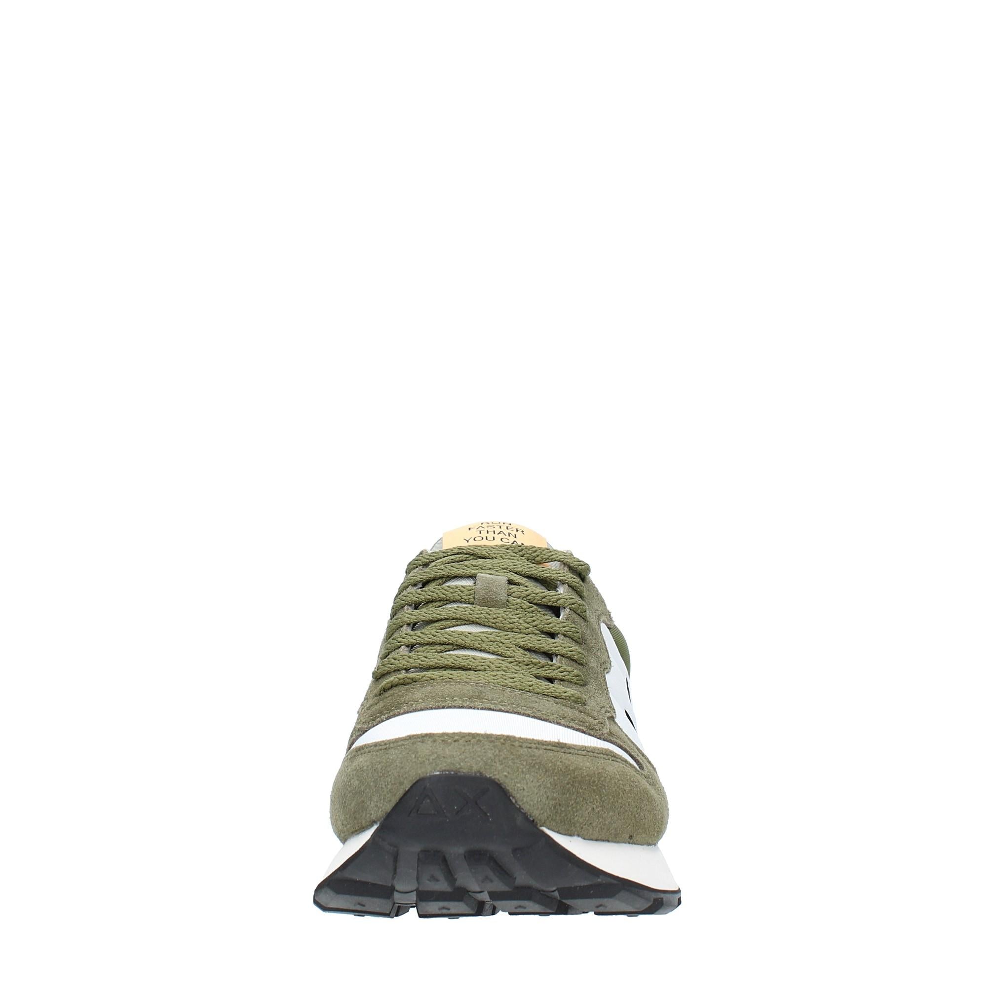 Sneakers in camoscio e tessuto 