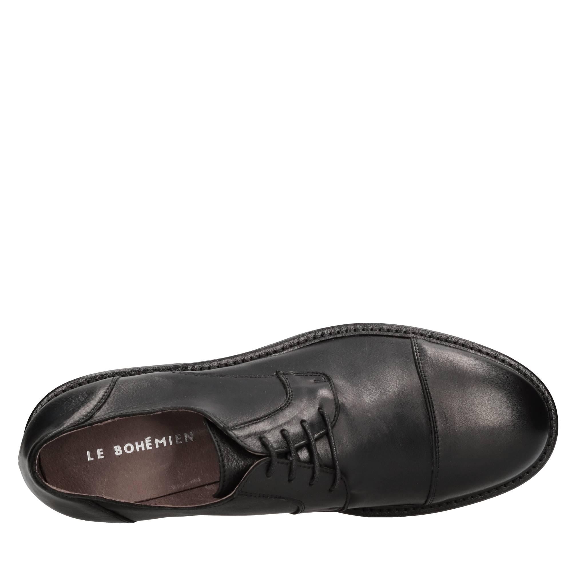 Stringate in pelle 