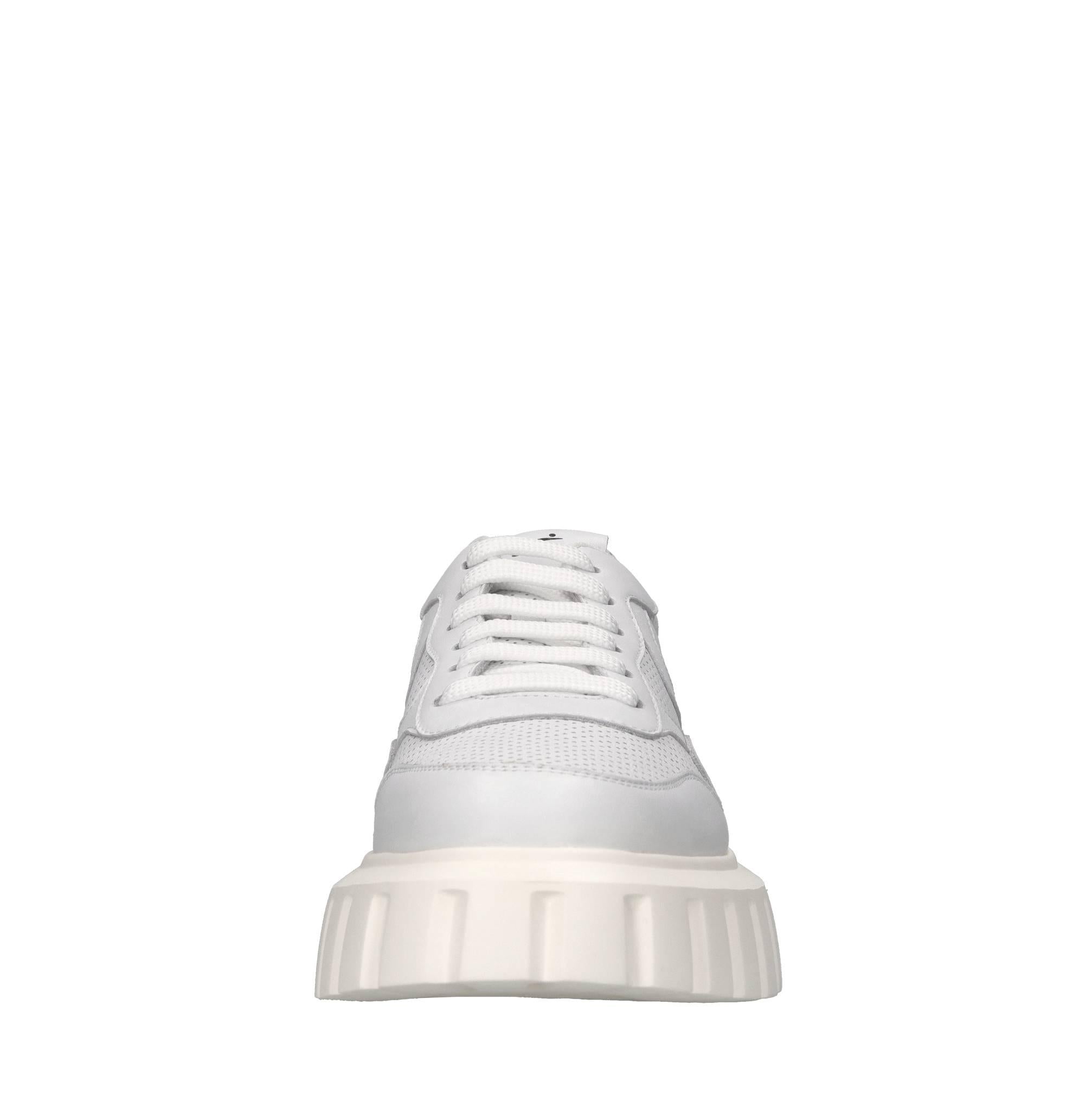 Sneakers in pelle 