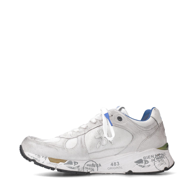 Sneakers in pelle scamosciata e tessuto 