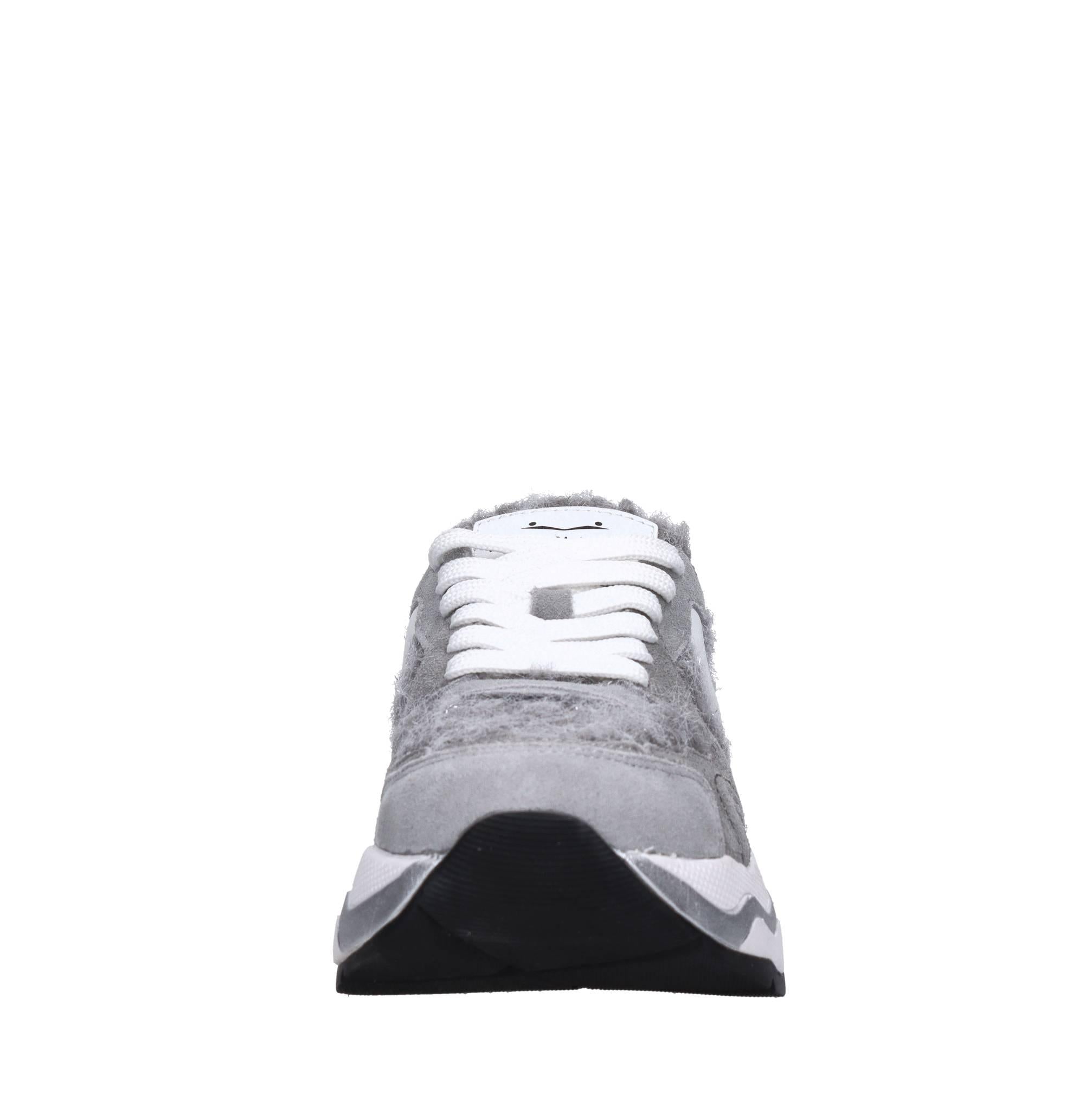 Sneakers in camoscio pelle e tessuto 
