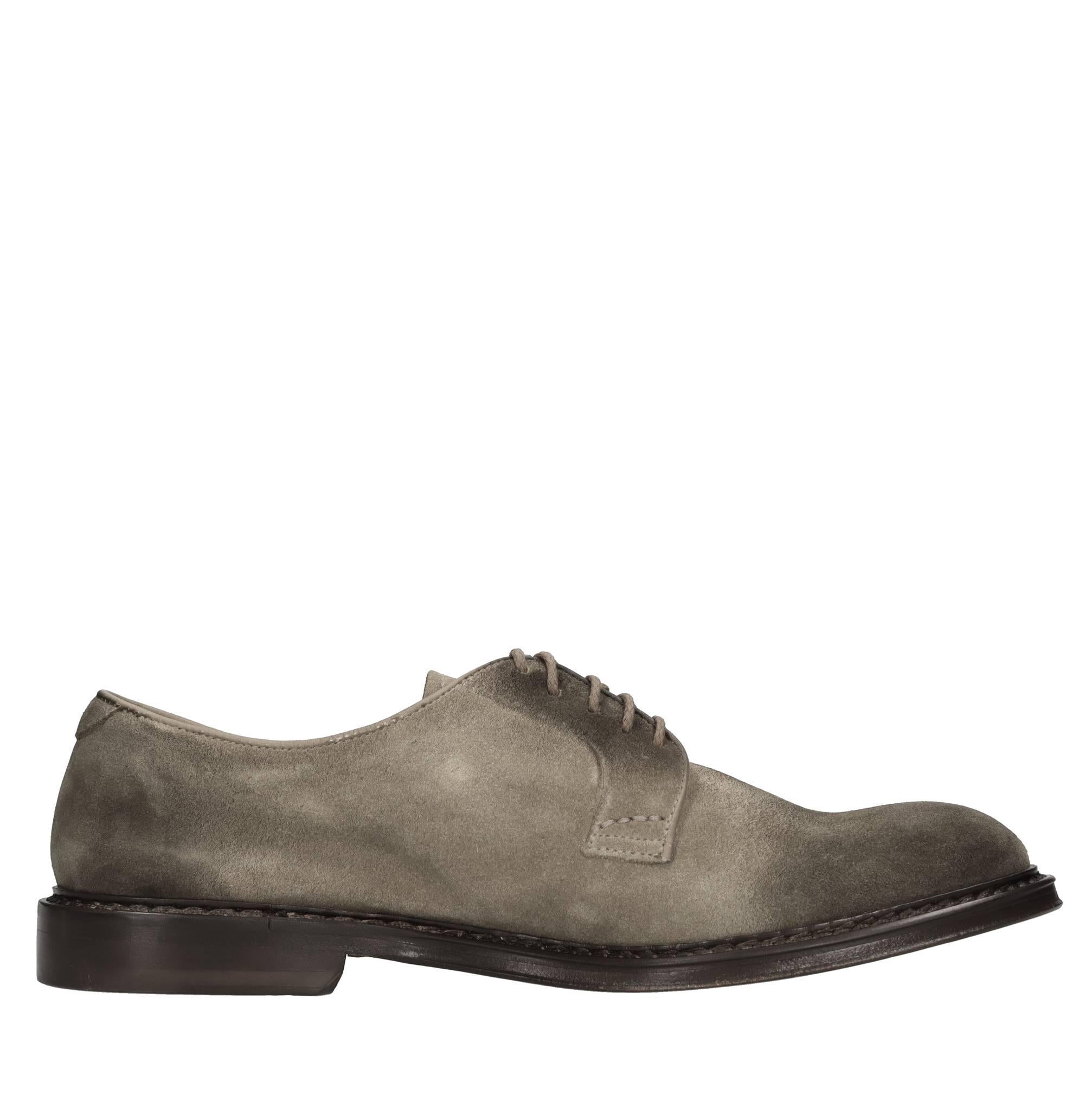 Stringate in pelle 