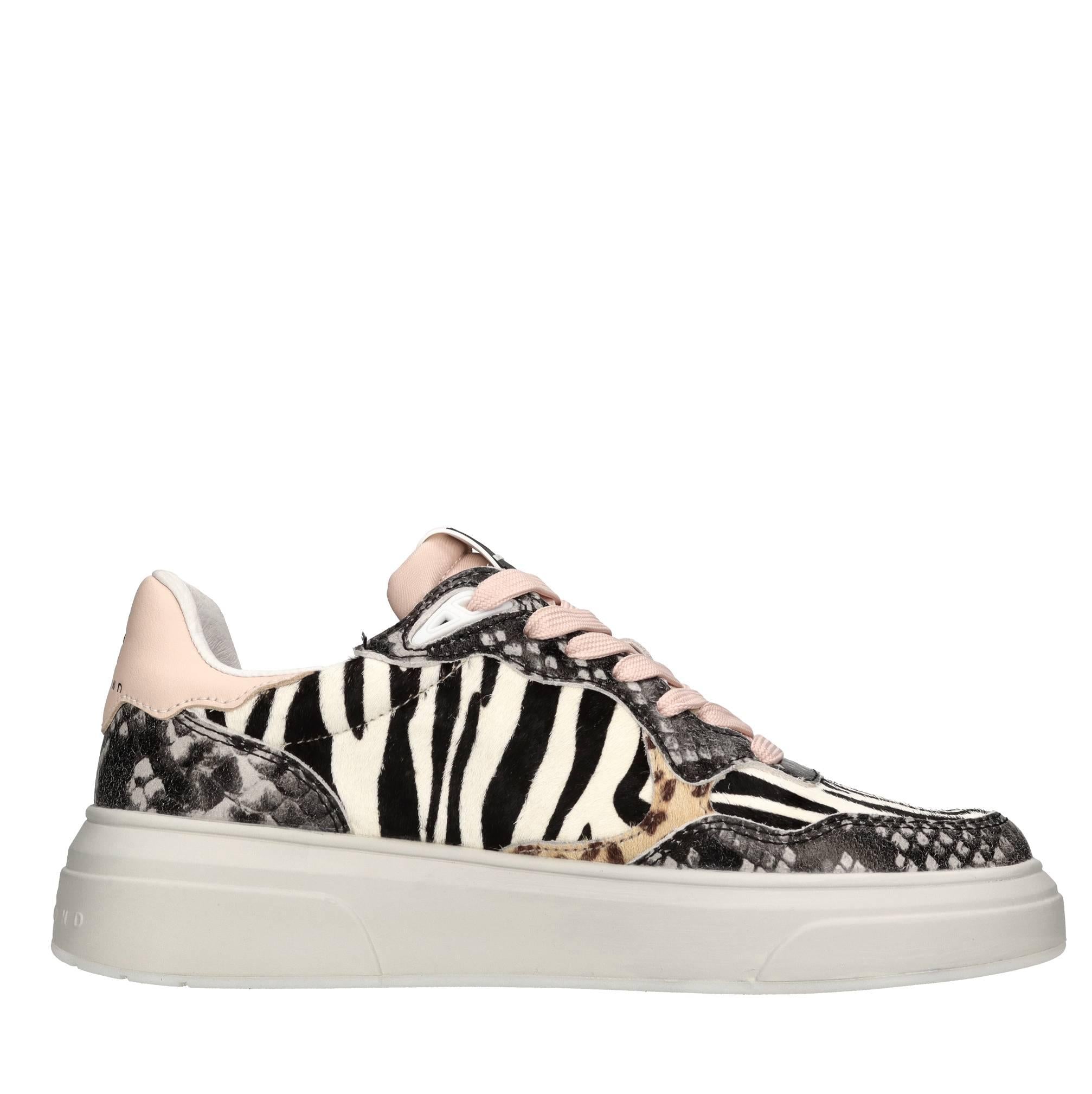 Sneakers in pelle ed ecopelle 