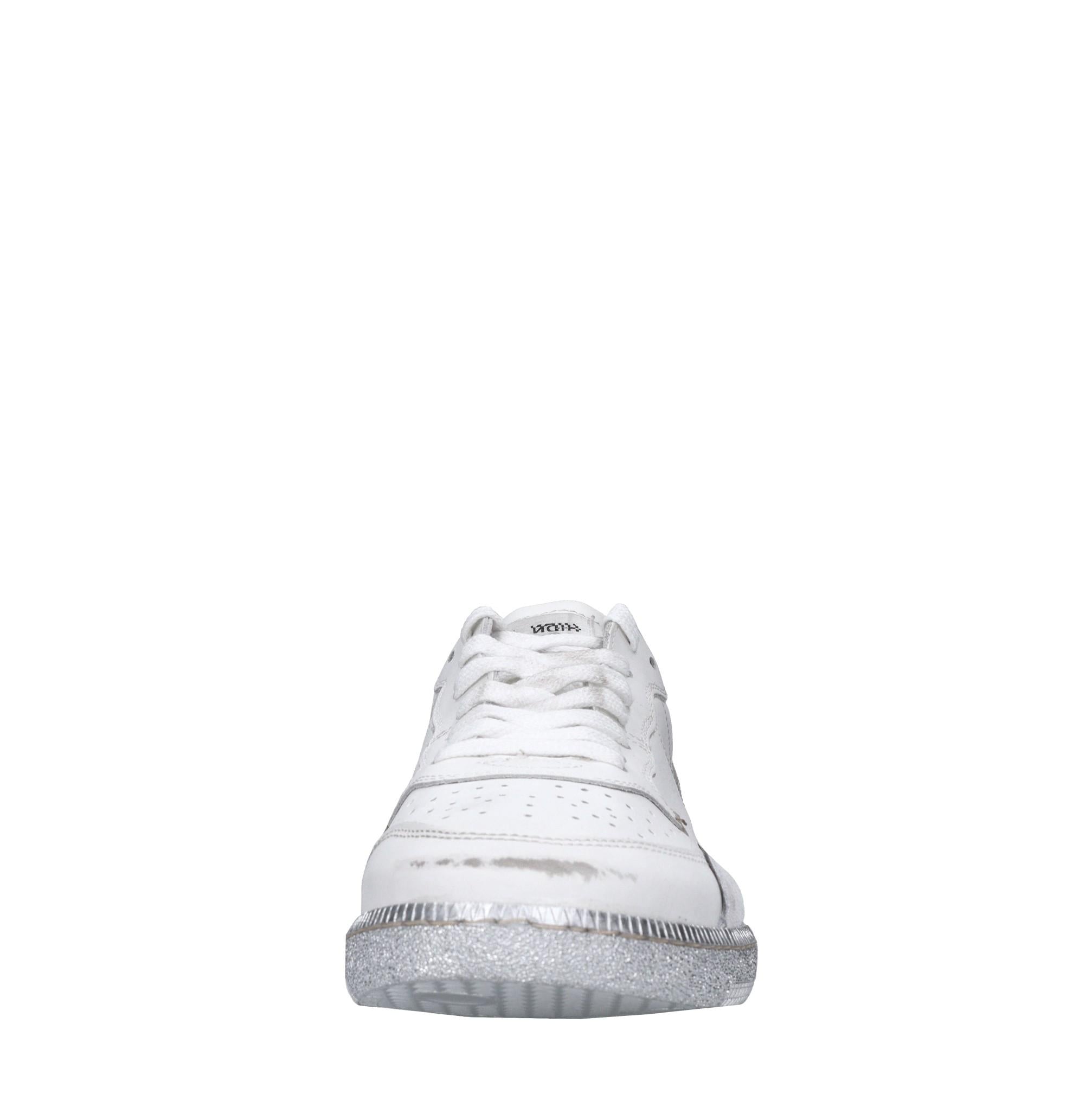 Sneakers in pelle 