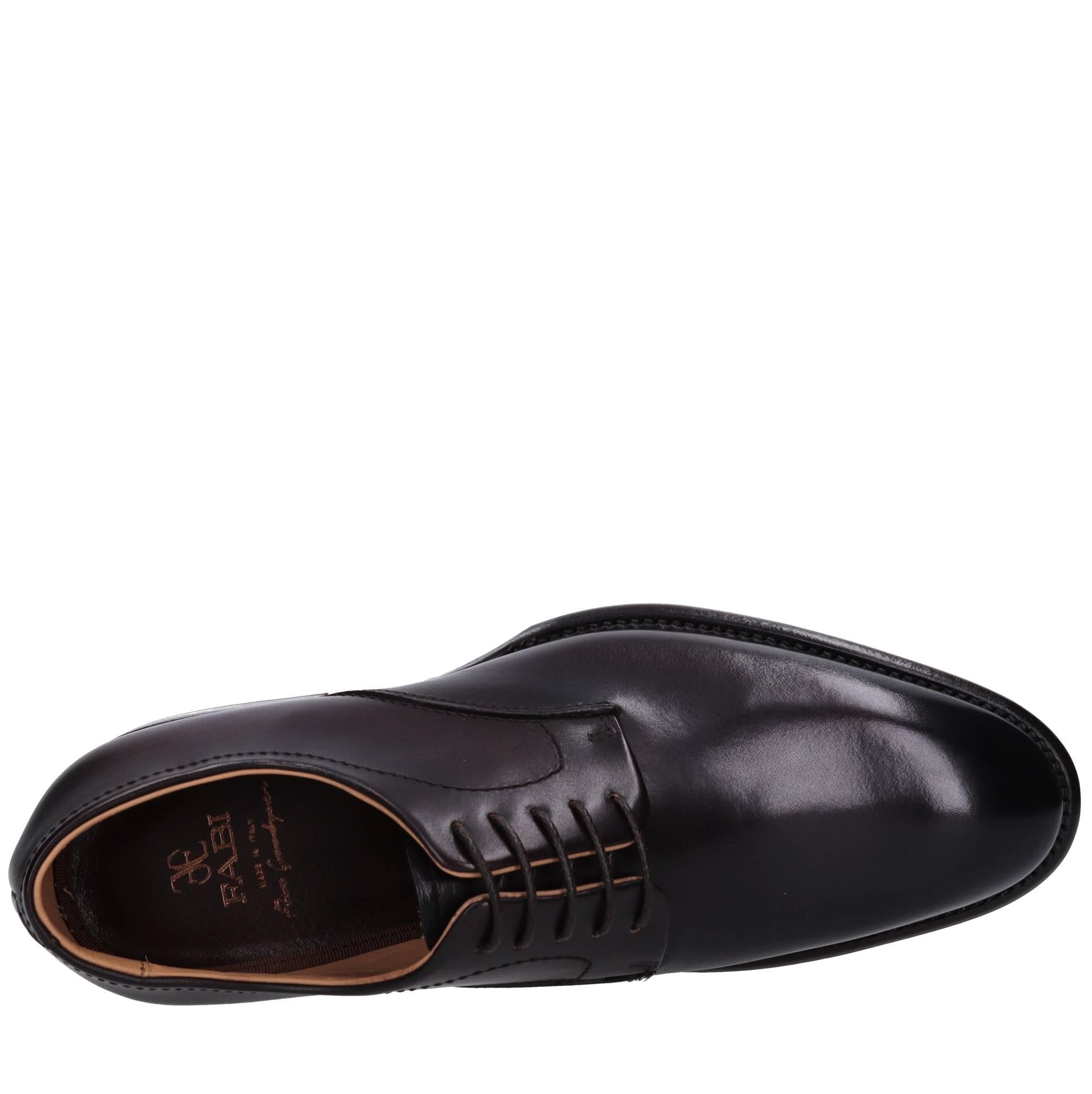 Stringate in pelle 