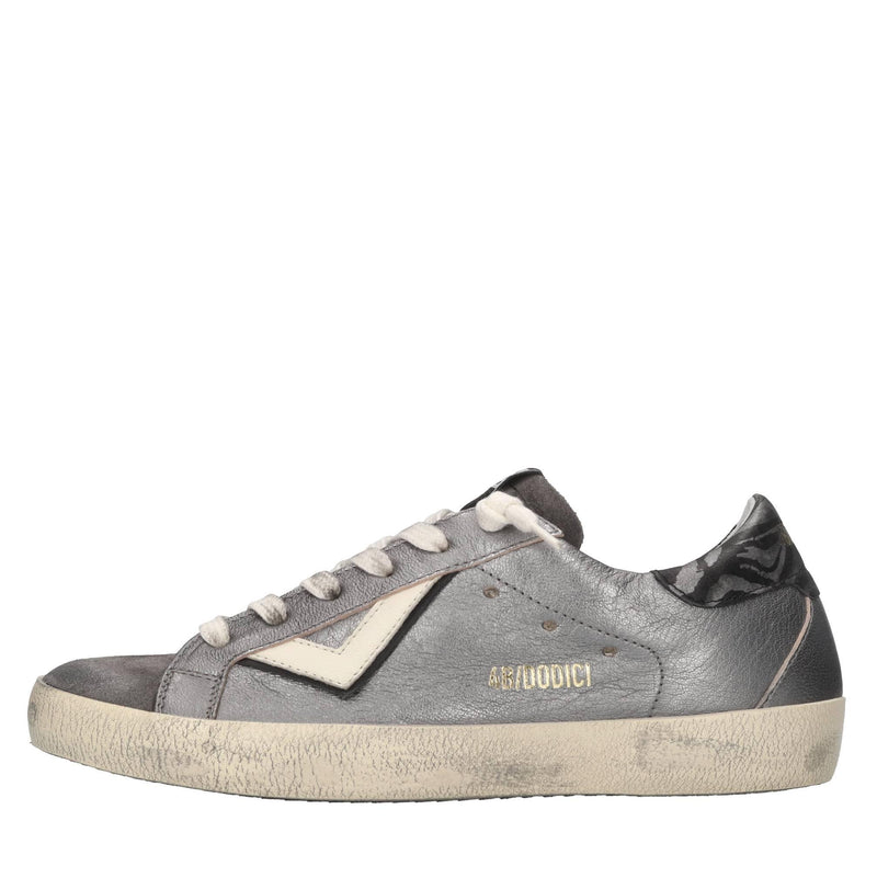 Sneakers in pelle 
