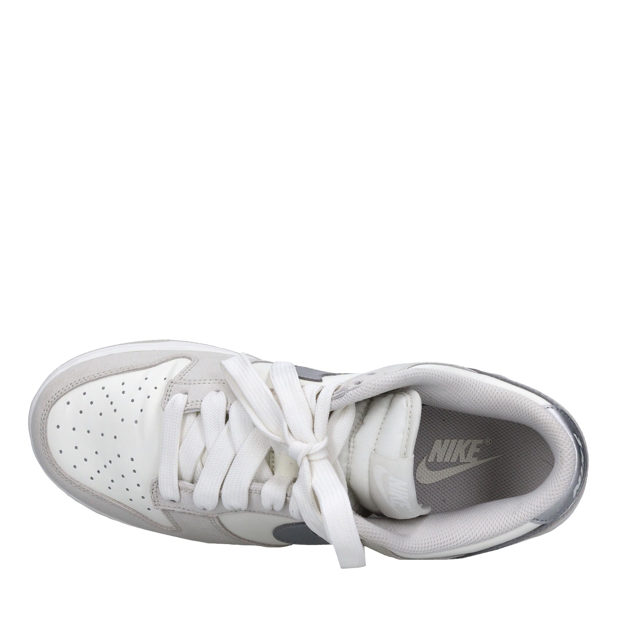 Sneakers in pelle 