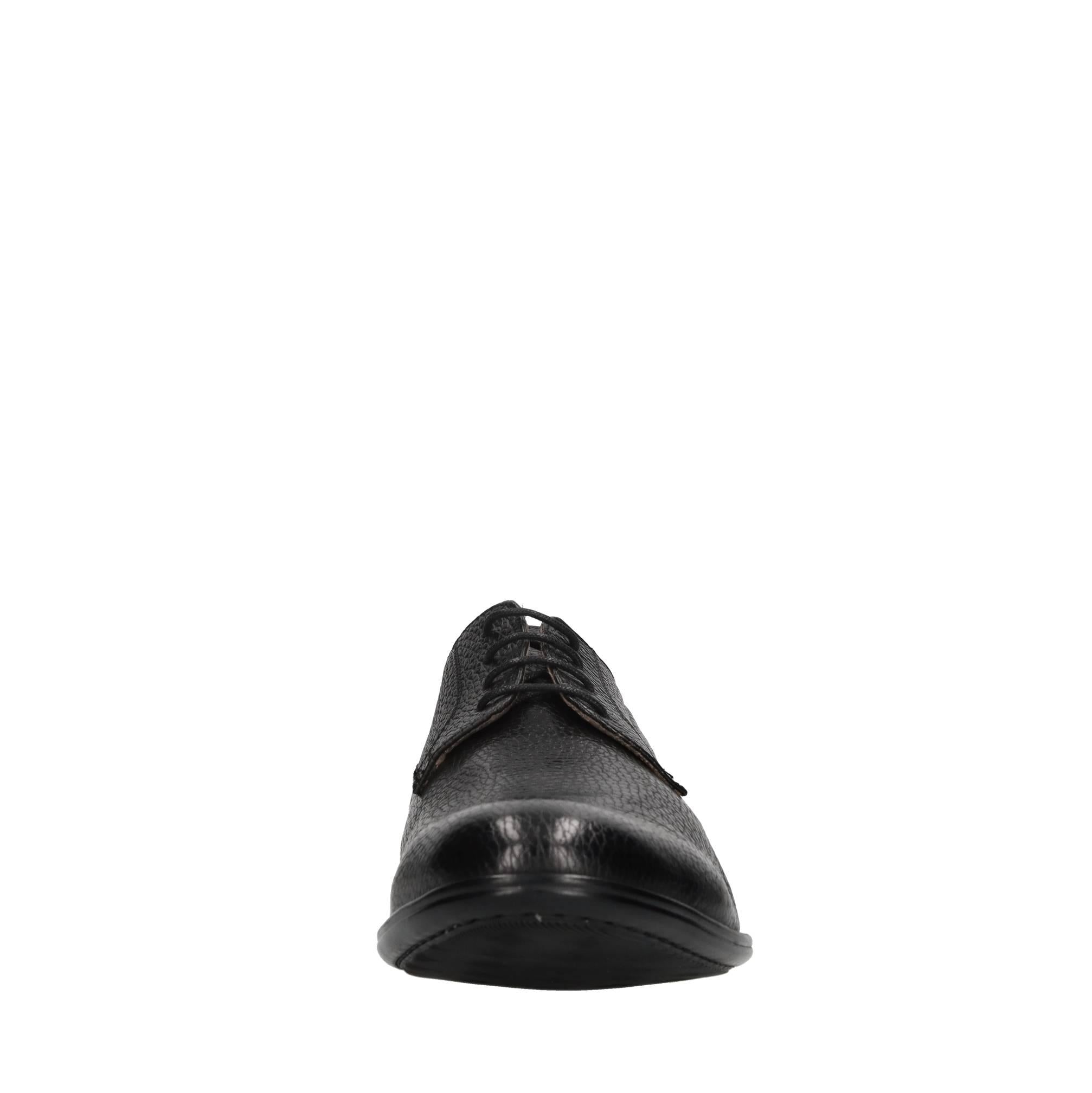 Stringate in pelle 