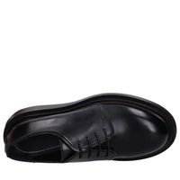 Stringate in pelle 